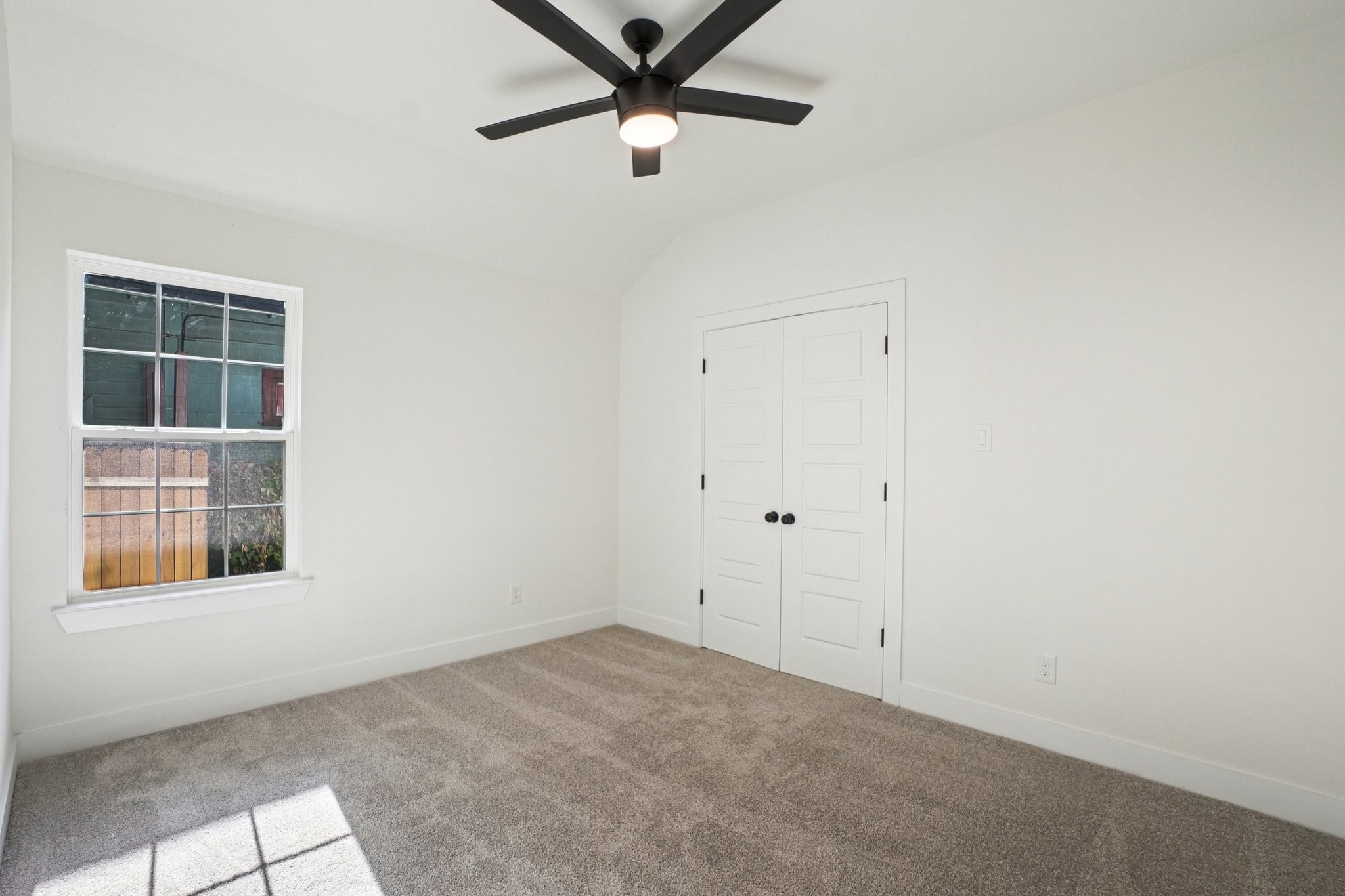 1310 E Myrtle Street