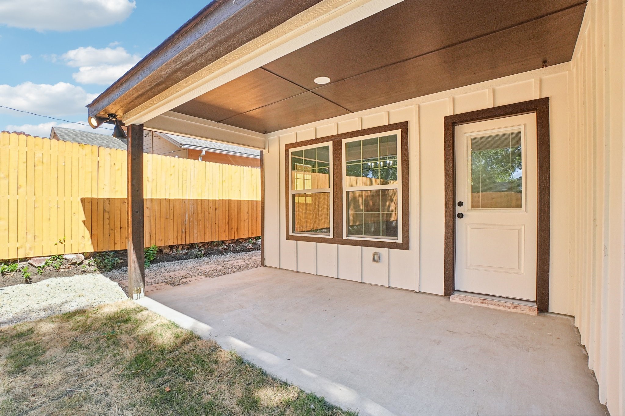 1310 E Myrtle Street