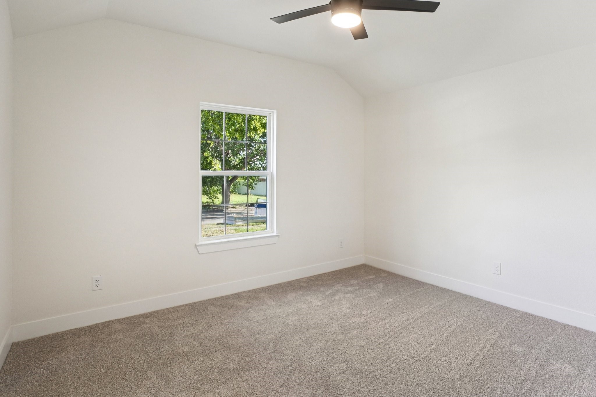 1310 E Myrtle Street