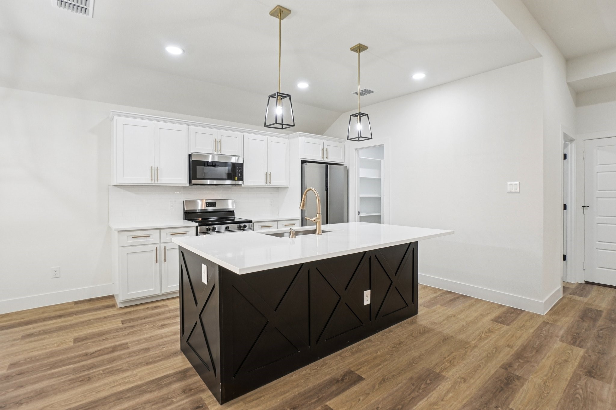 1310 E Myrtle Street