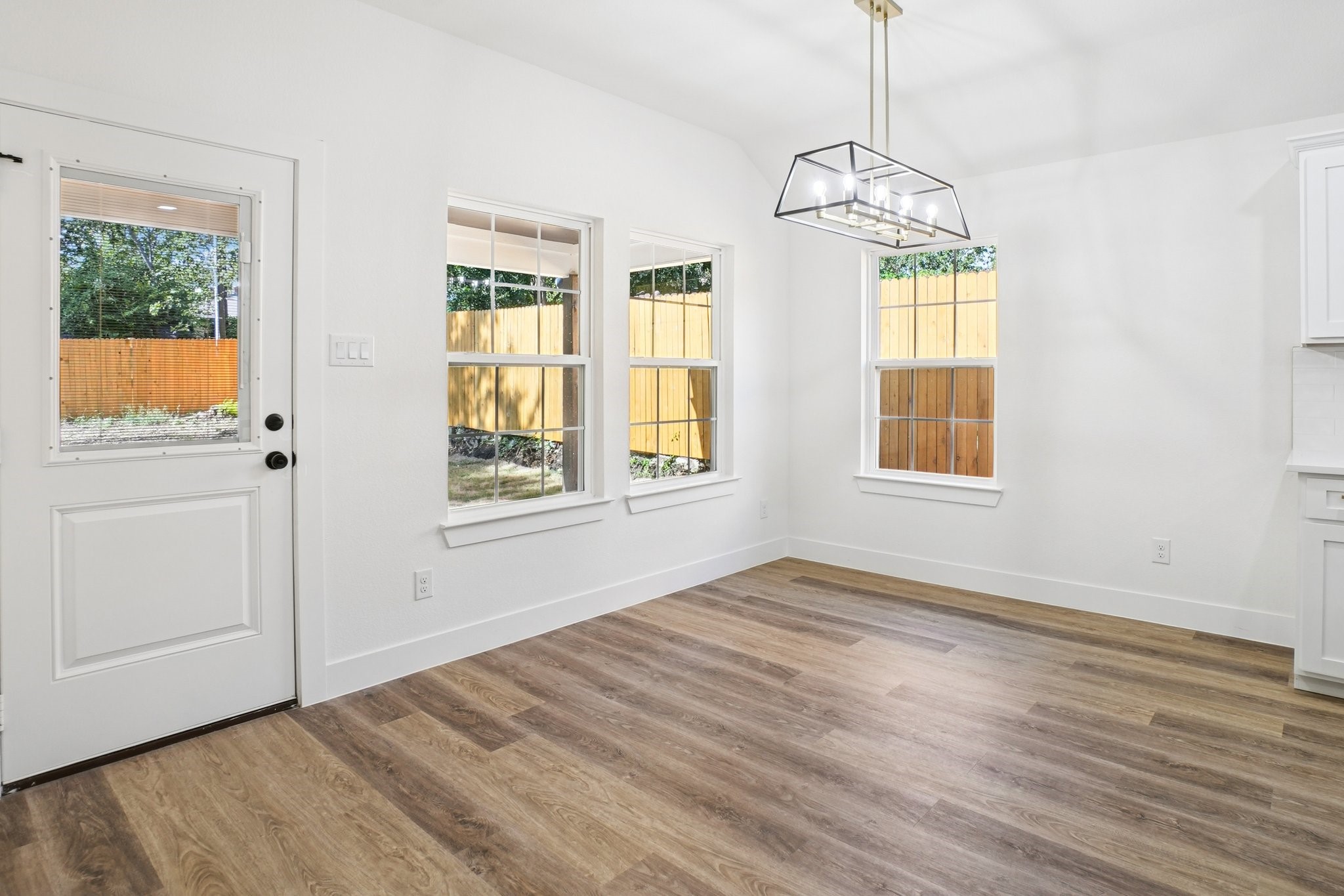 1310 E Myrtle Street