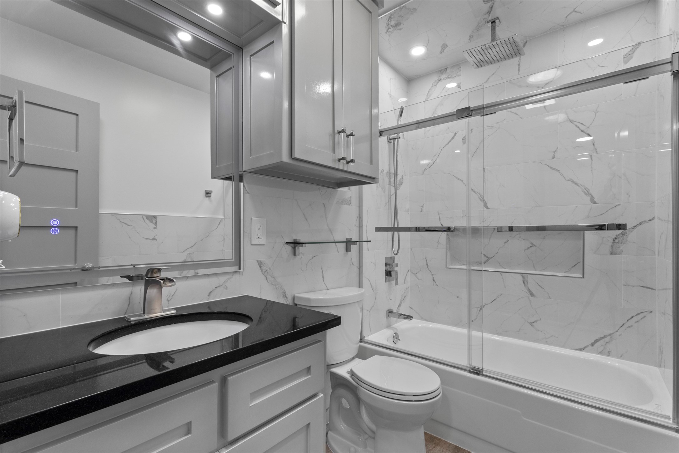 1528 Carnation Drive