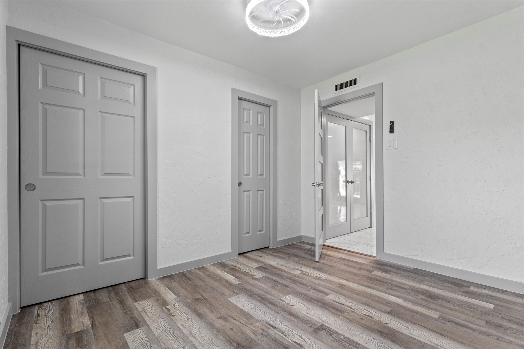 1528 Carnation Drive