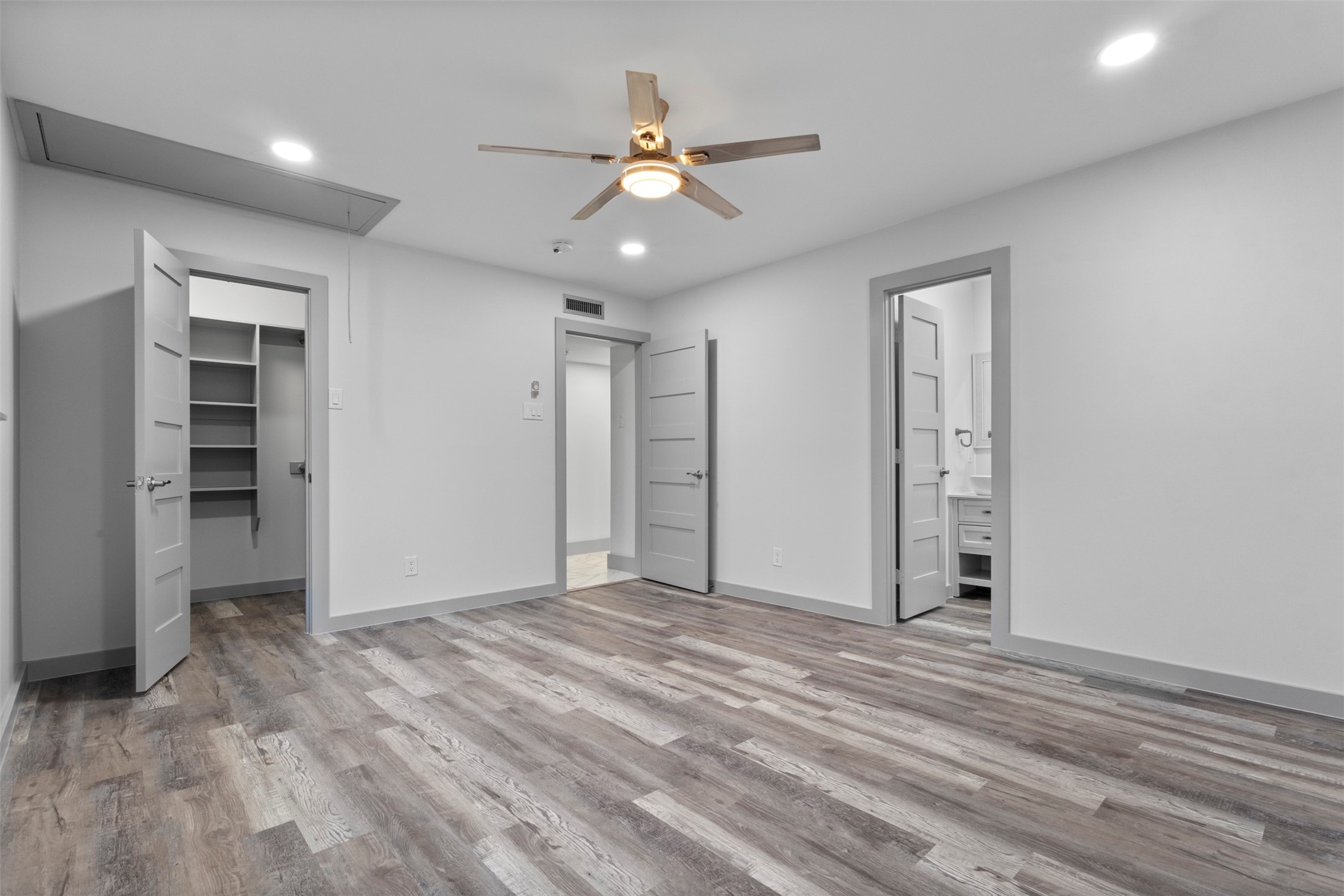 1528 Carnation Drive