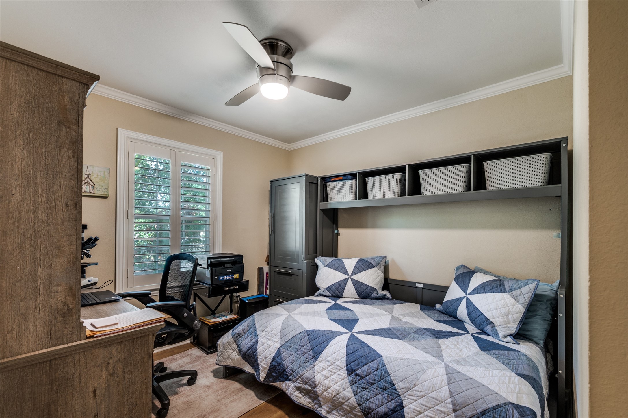 407 E Oakdale Street