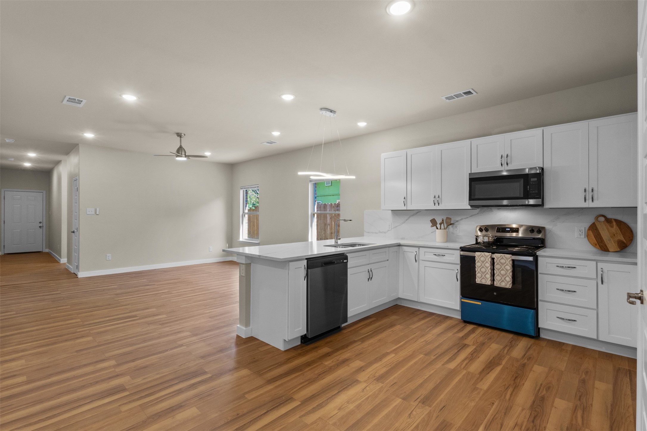 1101 Maloma Court