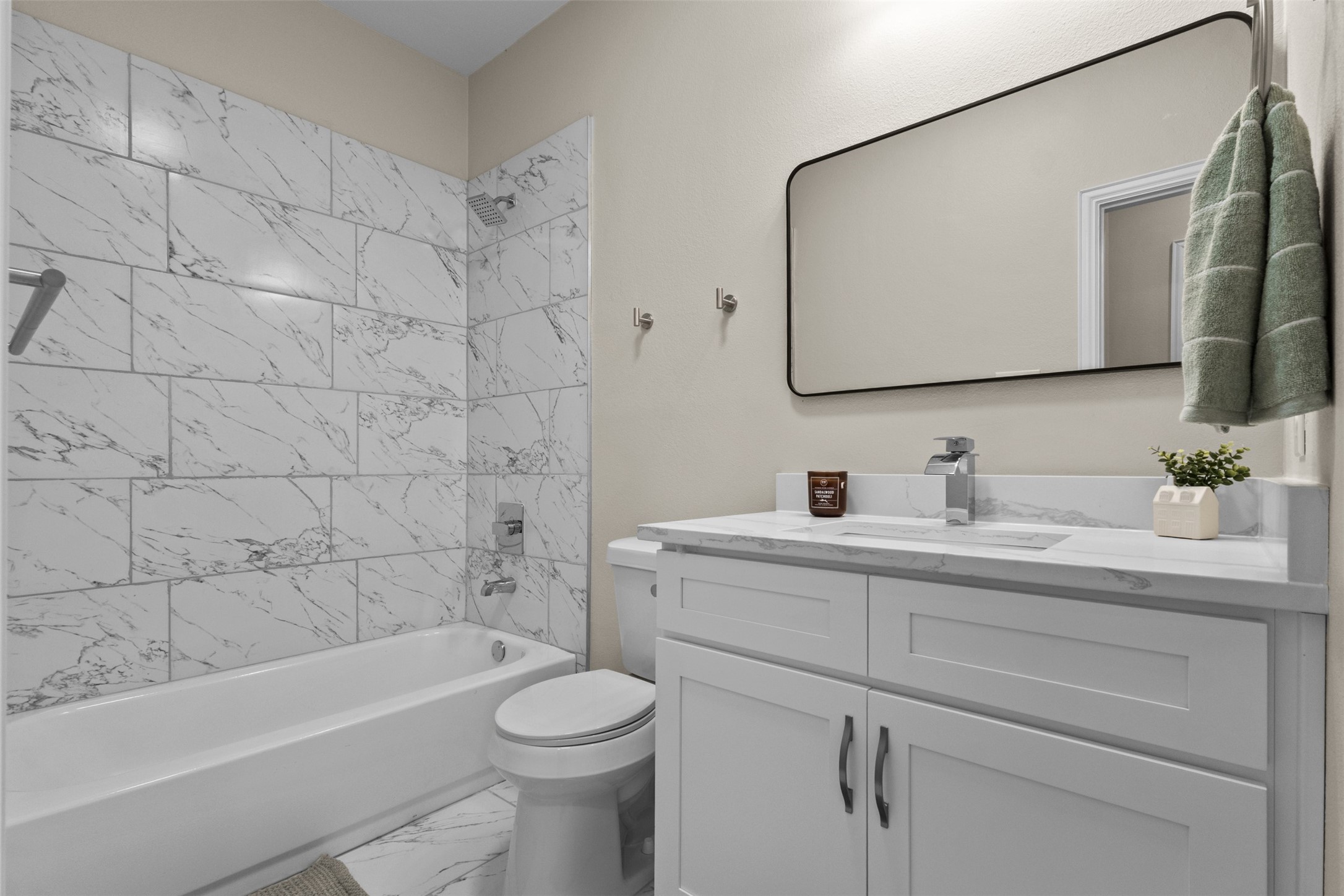 1101 Maloma Court