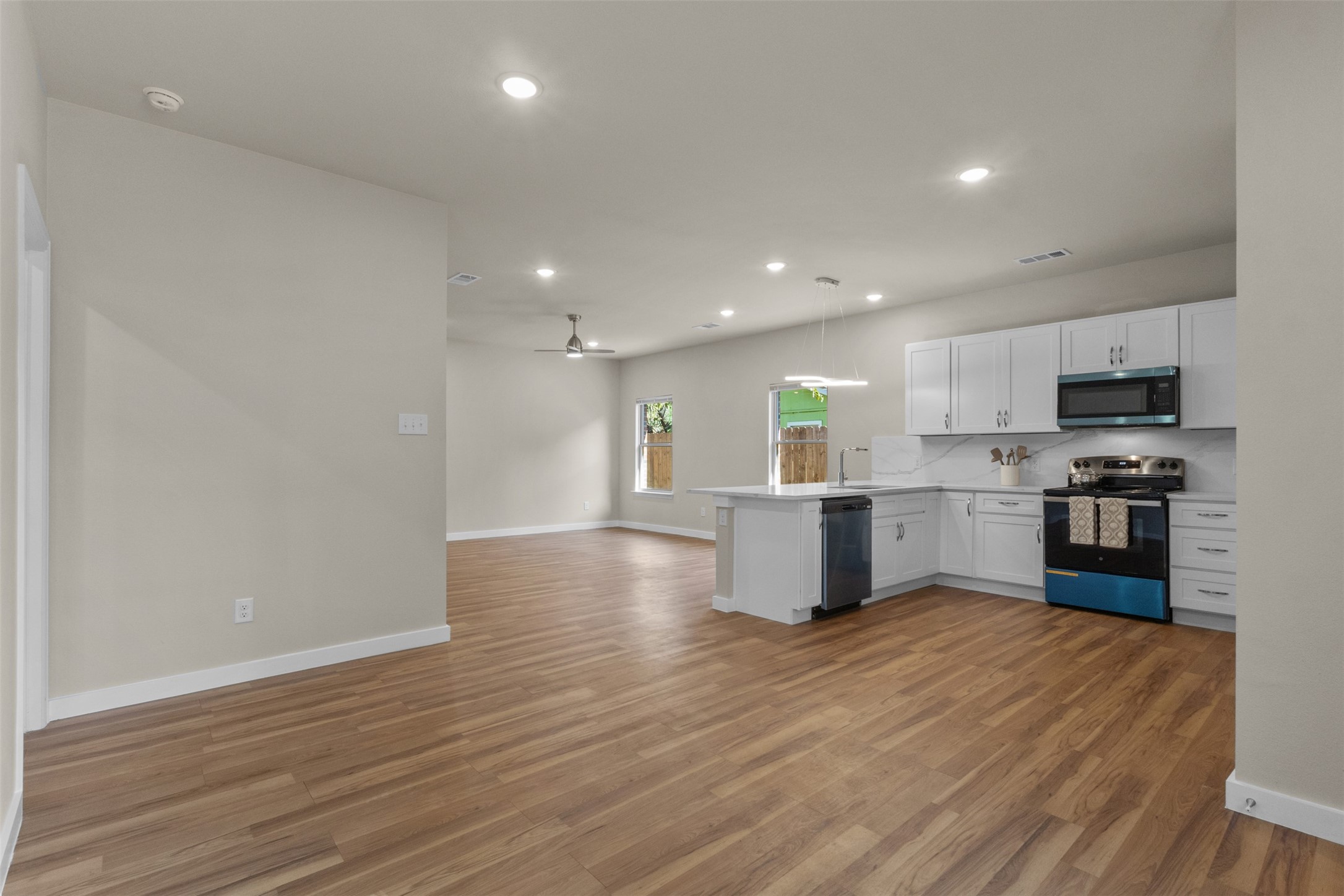 1101 Maloma Court