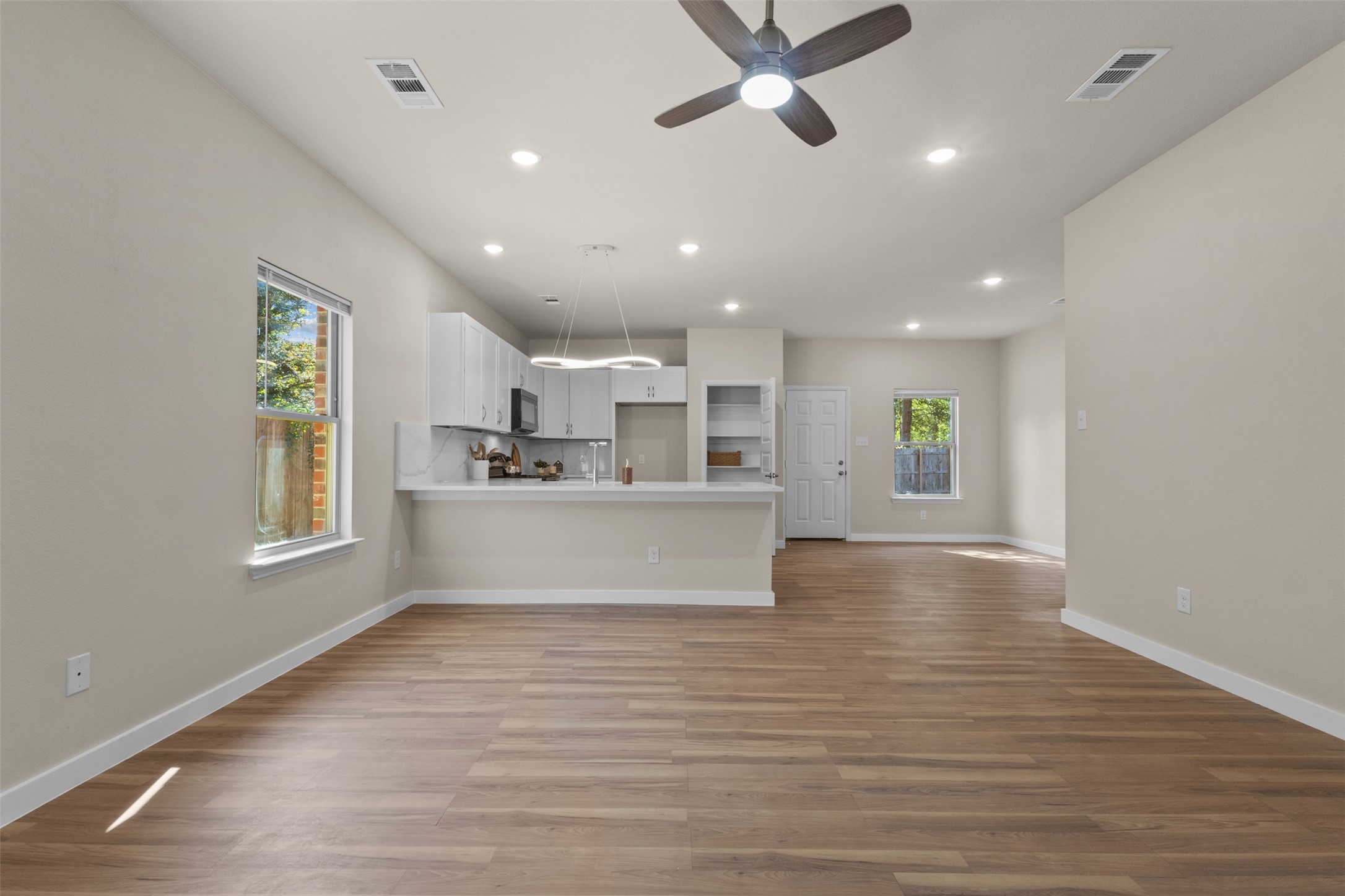 1101 Maloma Court