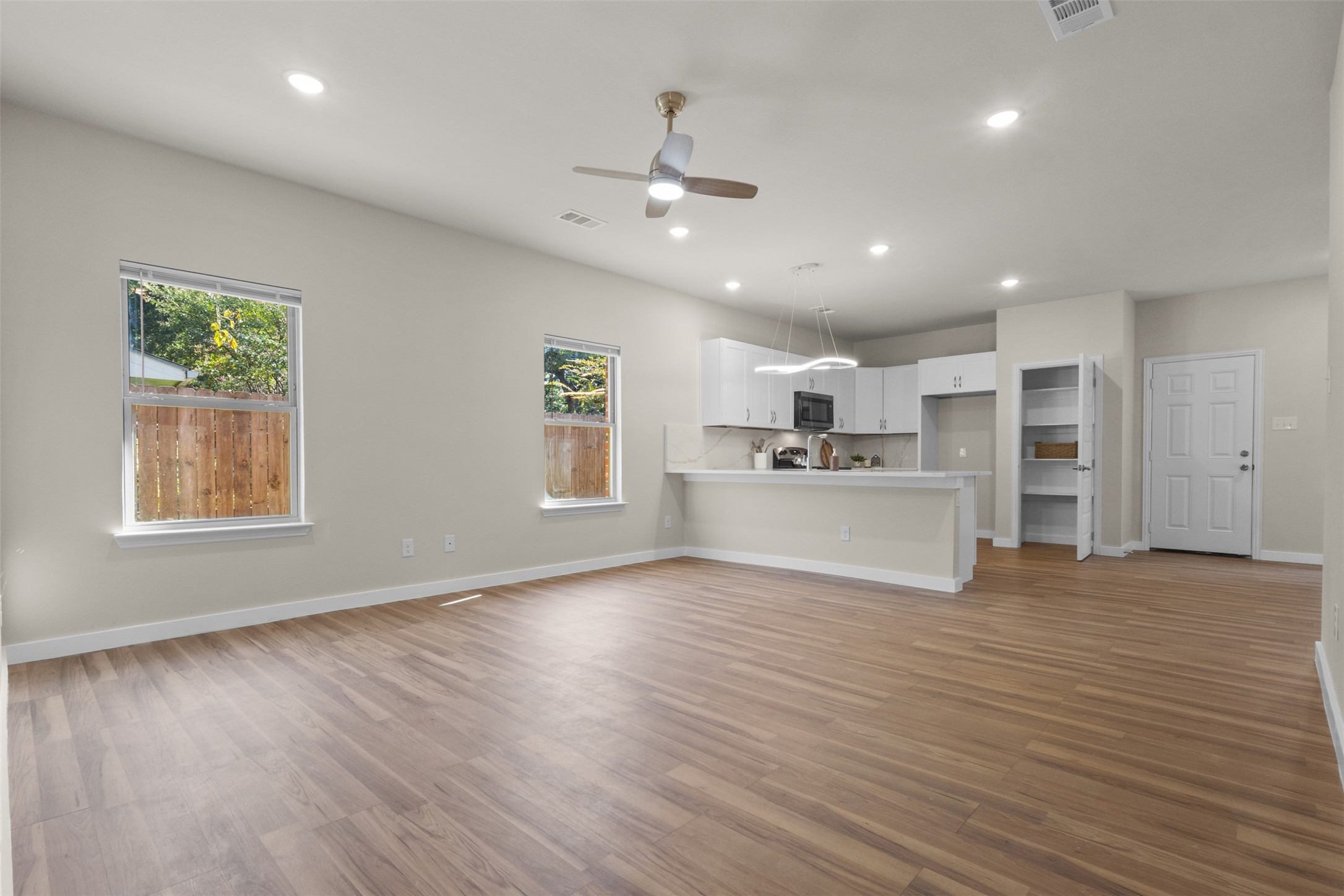 1101 Maloma Court