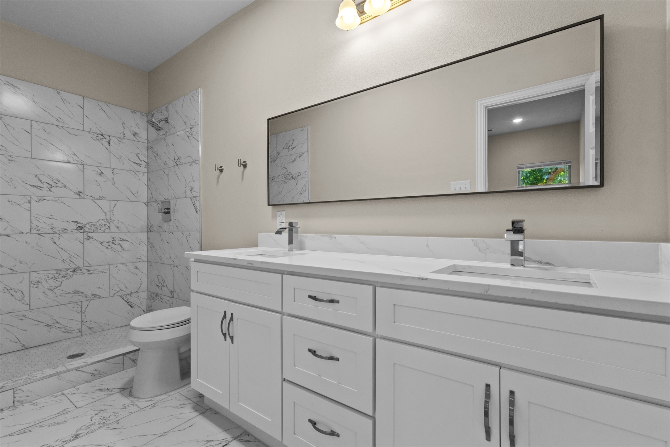 1101 Maloma Court
