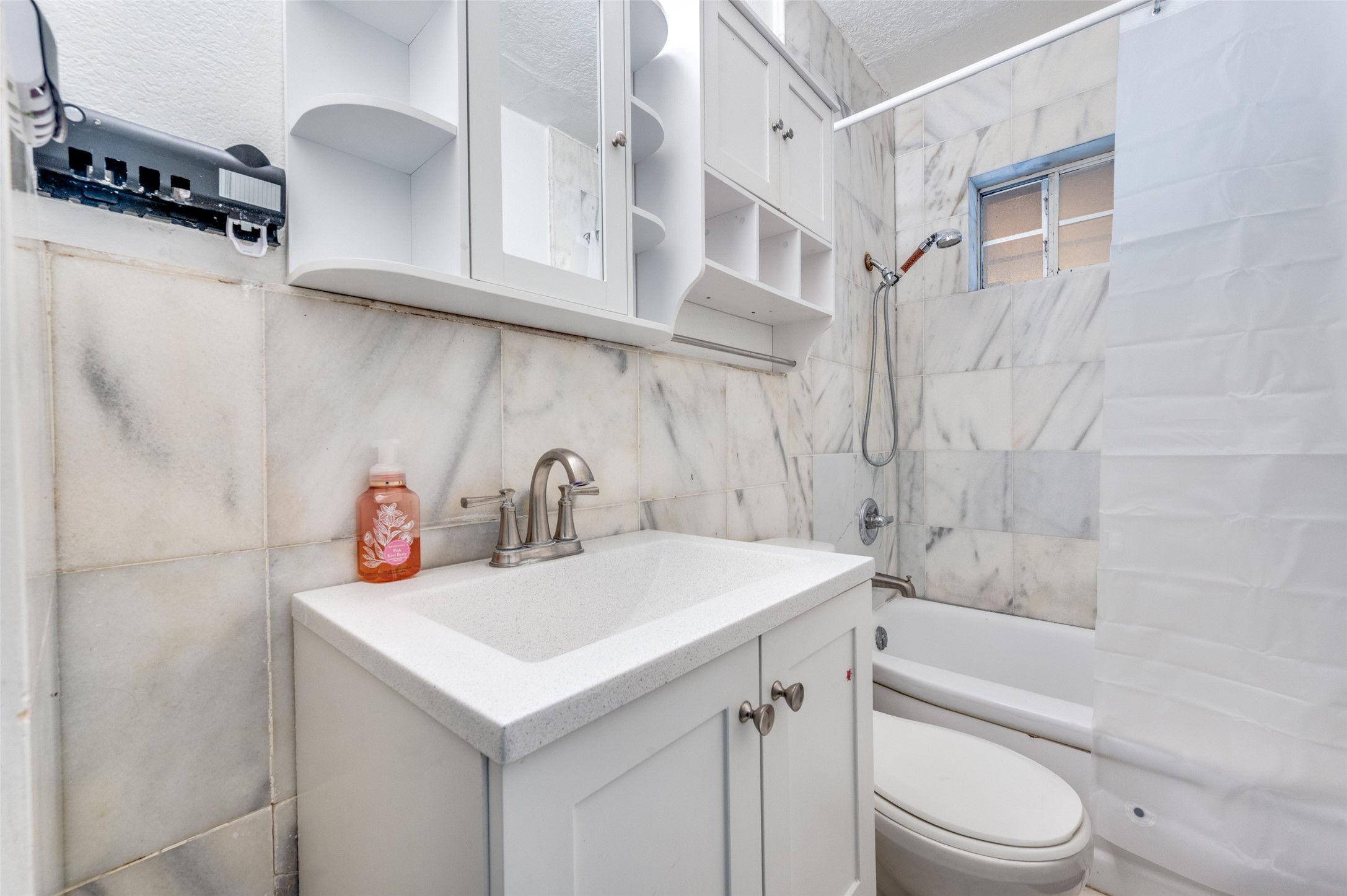 2505 Albemarle Drive