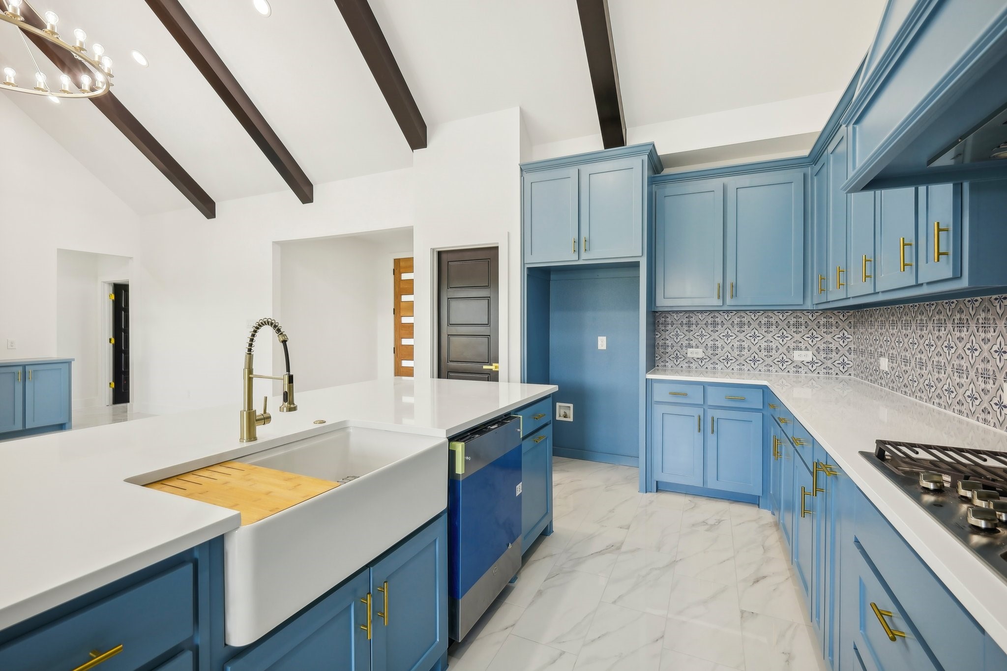 6657 Buffalo Ridge Circle