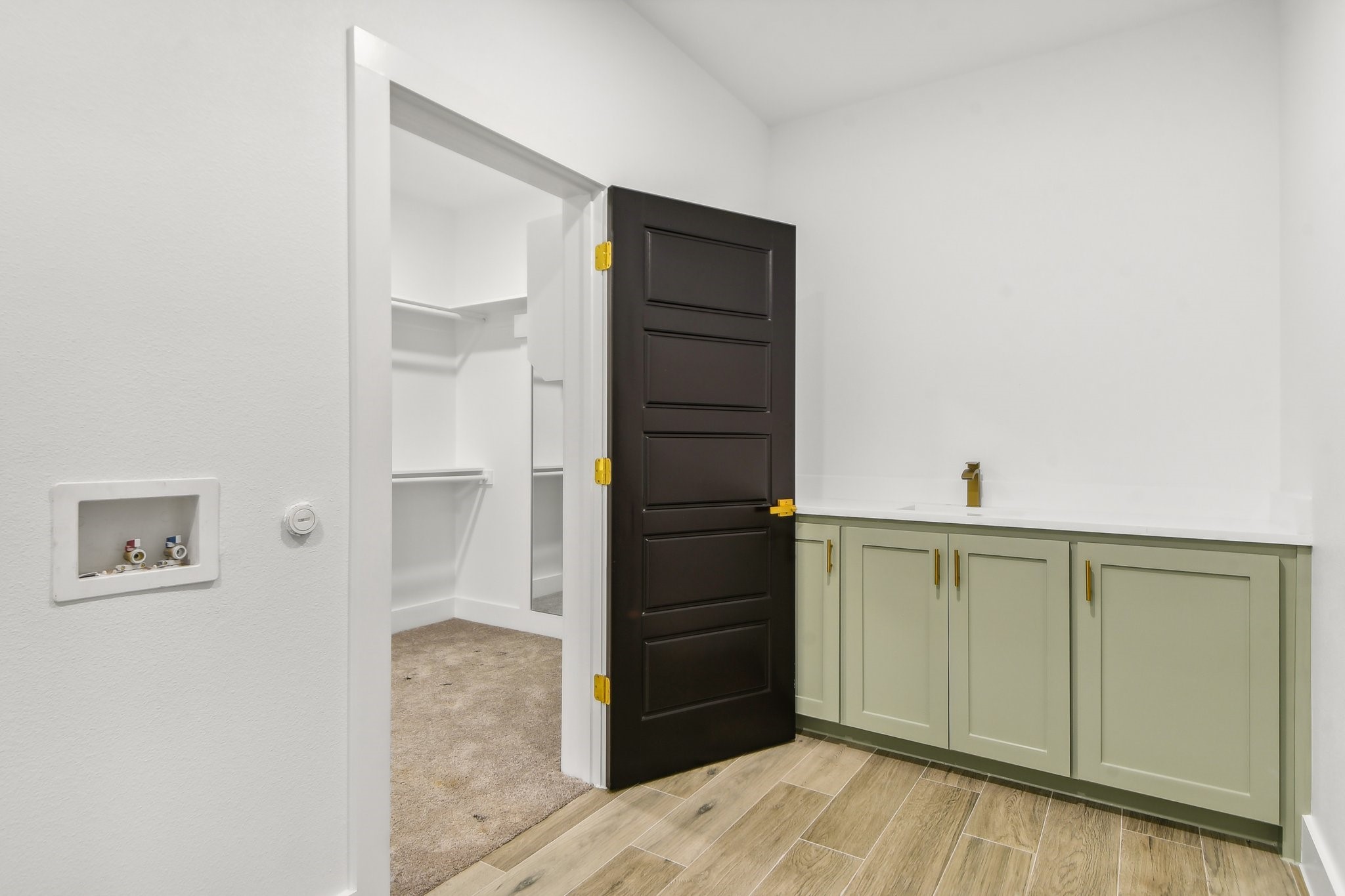 6605 Buffalo Ridge Circle