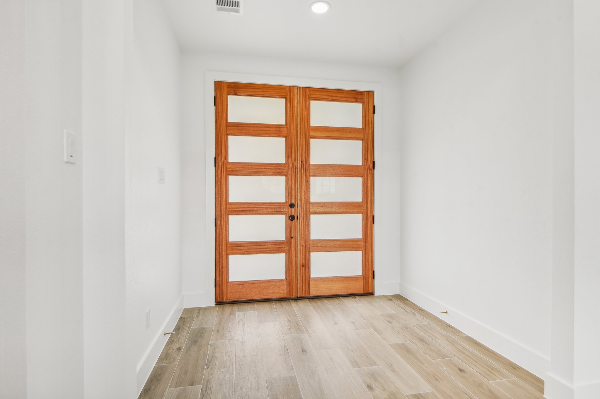 6605 Buffalo Ridge Circle