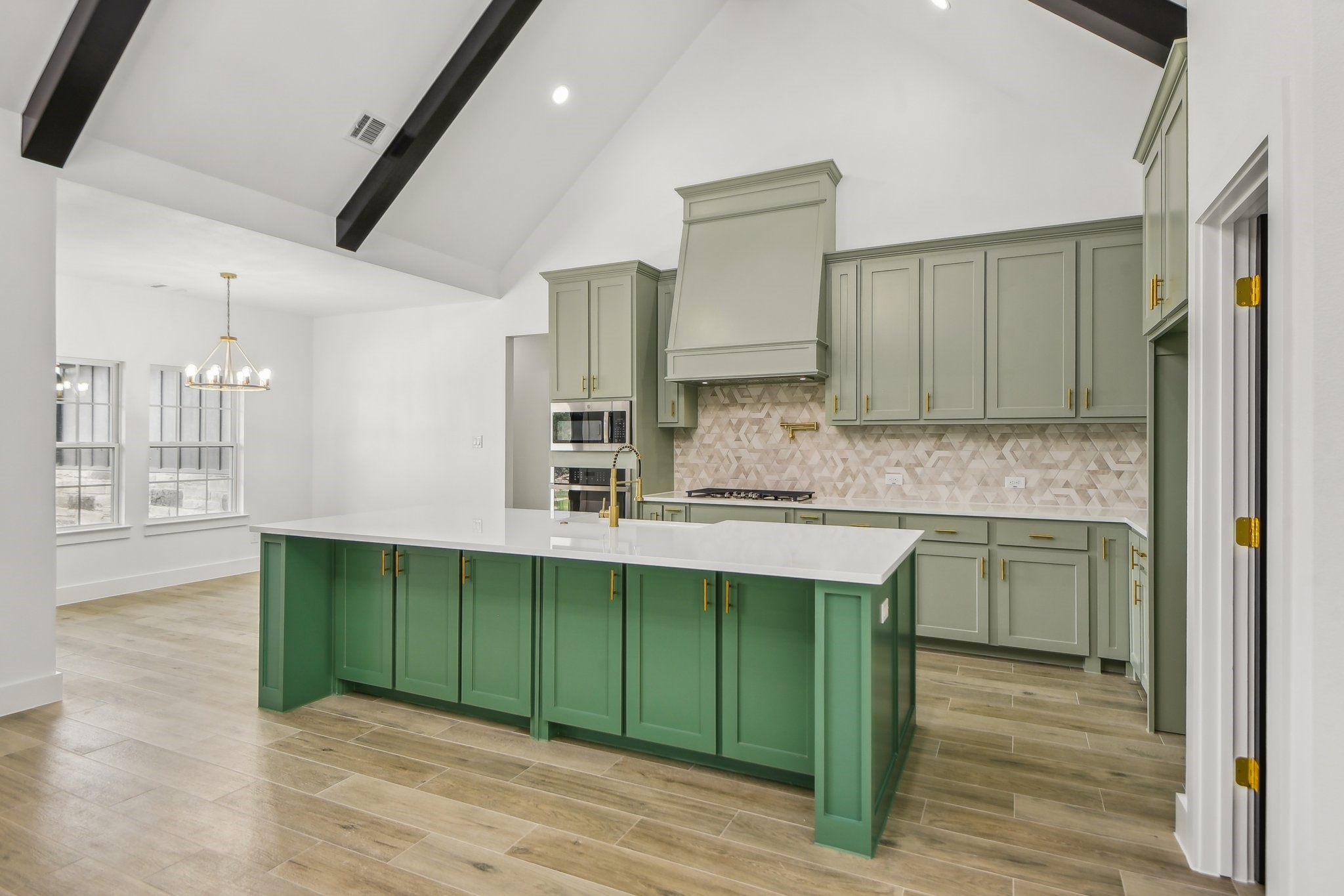 6605 Buffalo Ridge Circle