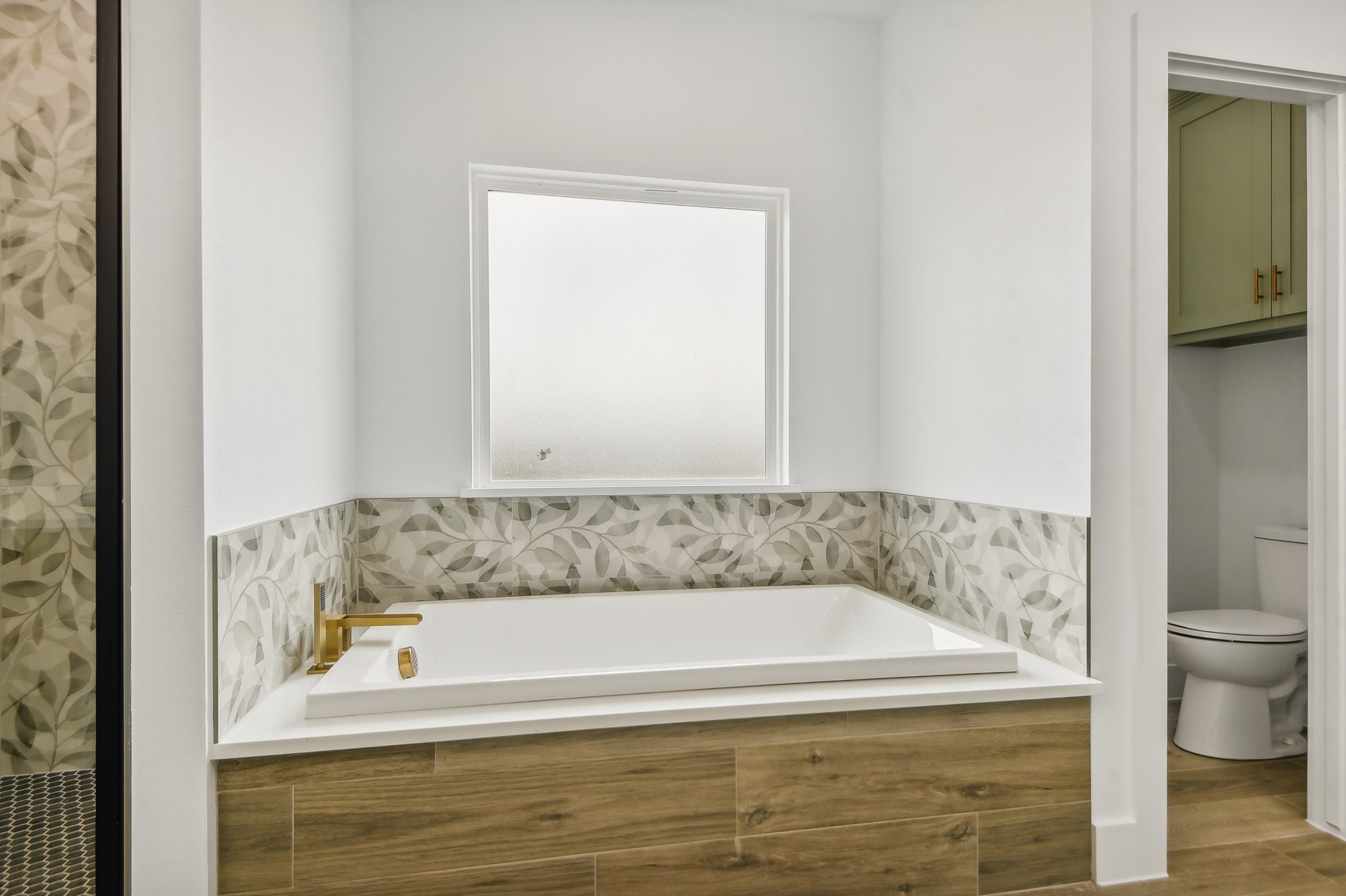 6605 Buffalo Ridge Circle