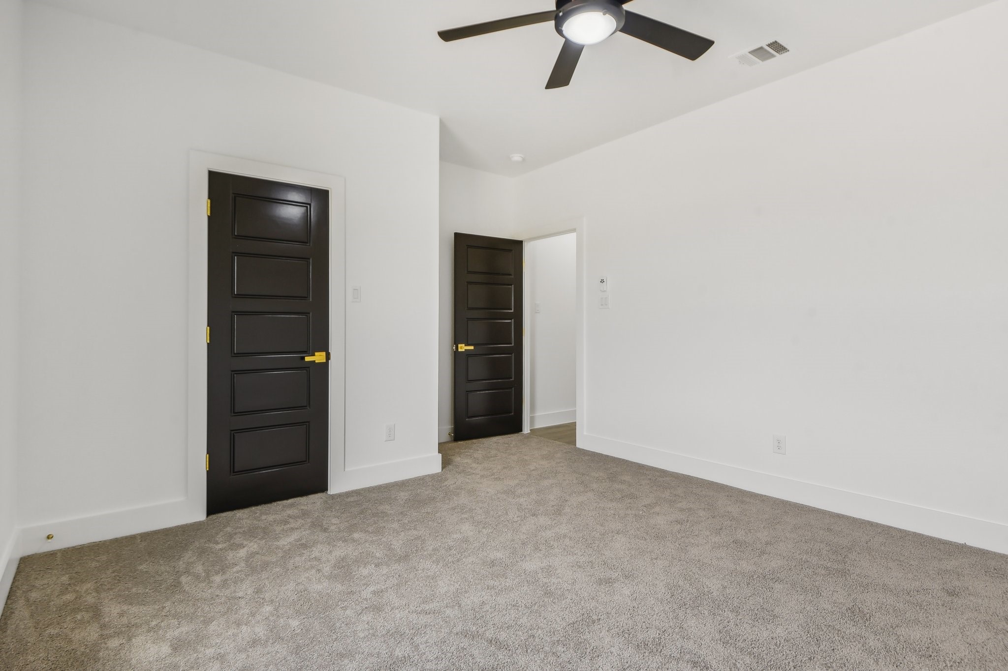 6605 Buffalo Ridge Circle