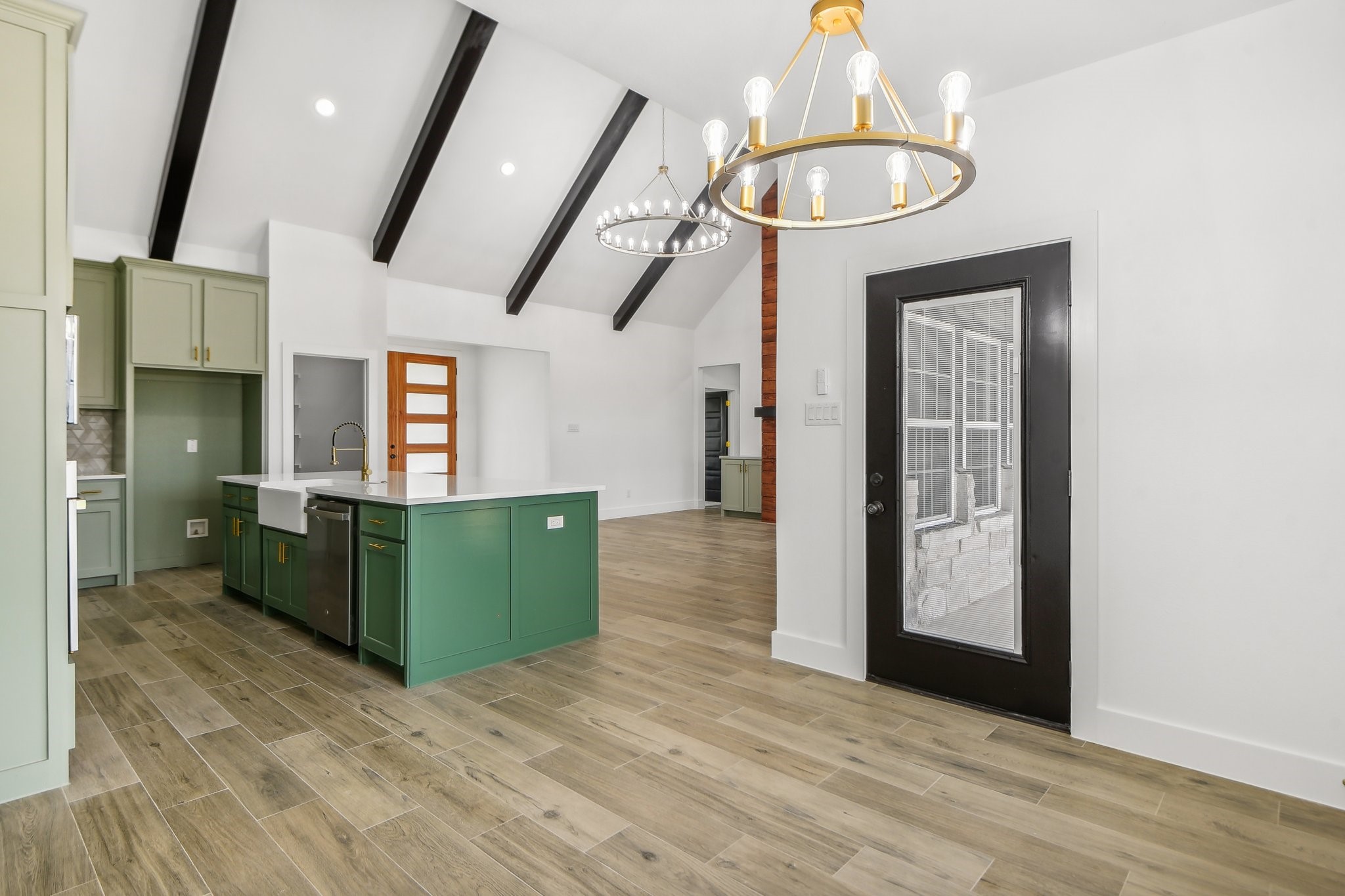 6605 Buffalo Ridge Circle