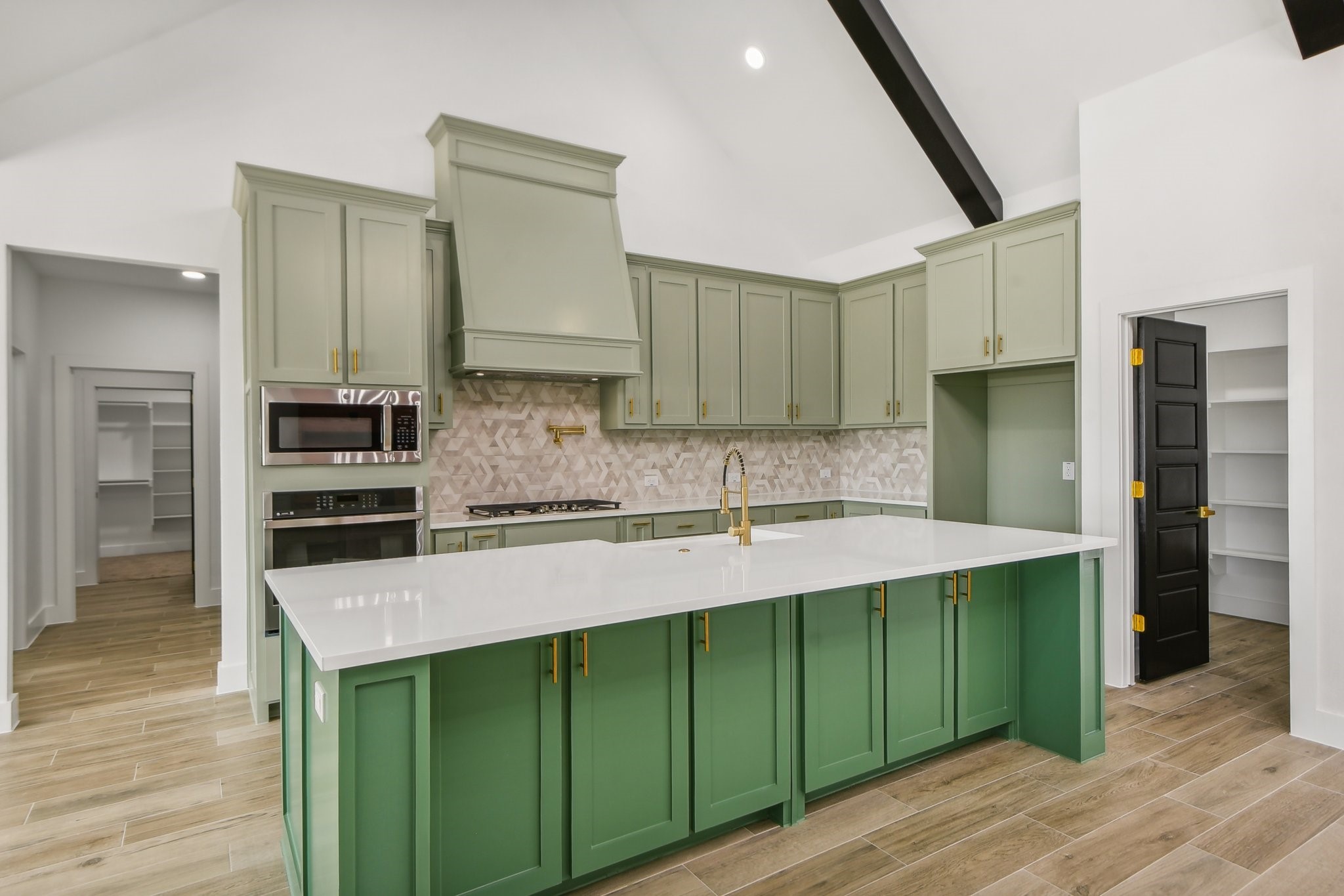 6605 Buffalo Ridge Circle