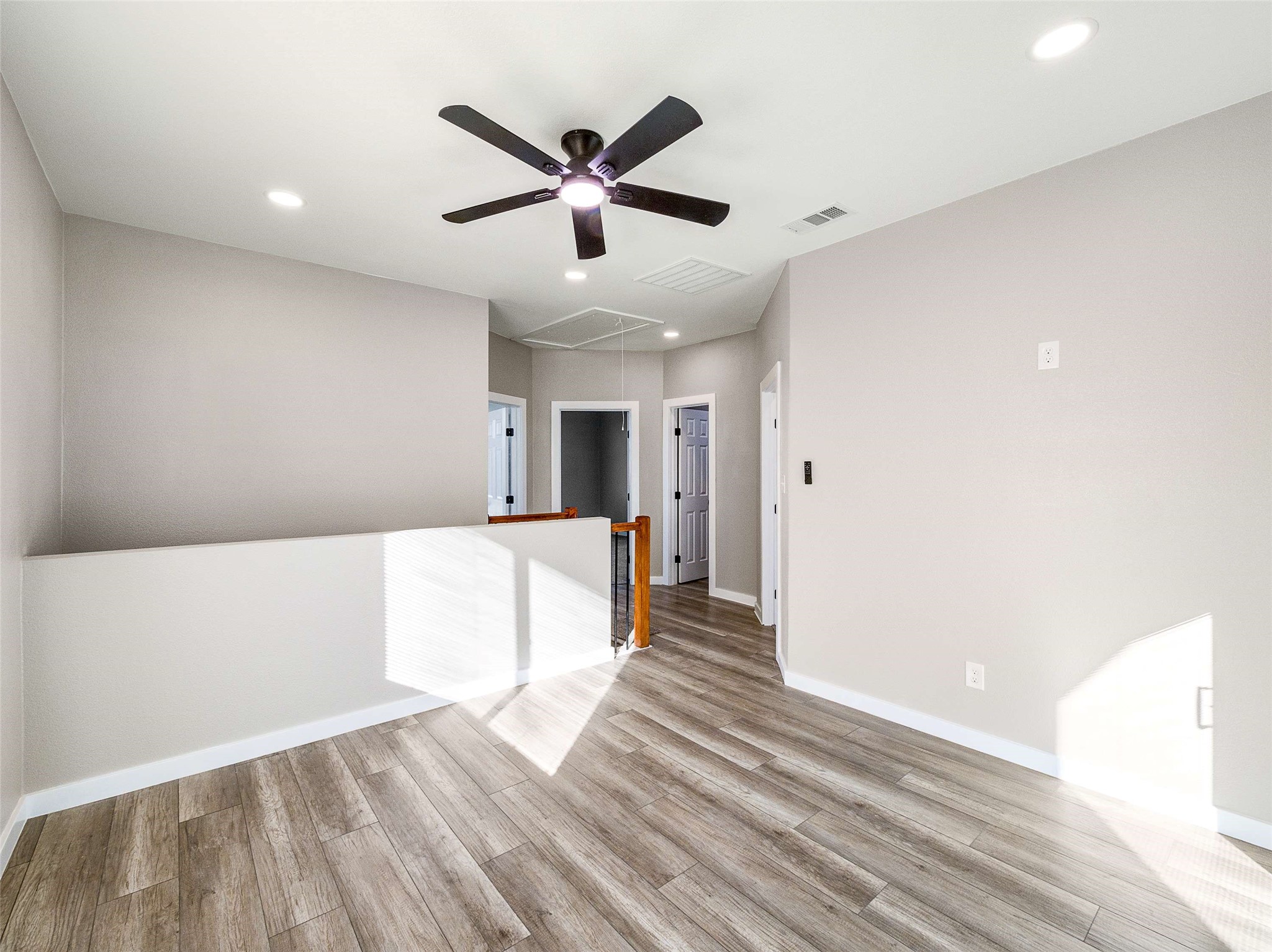 1061 Zmolek Road