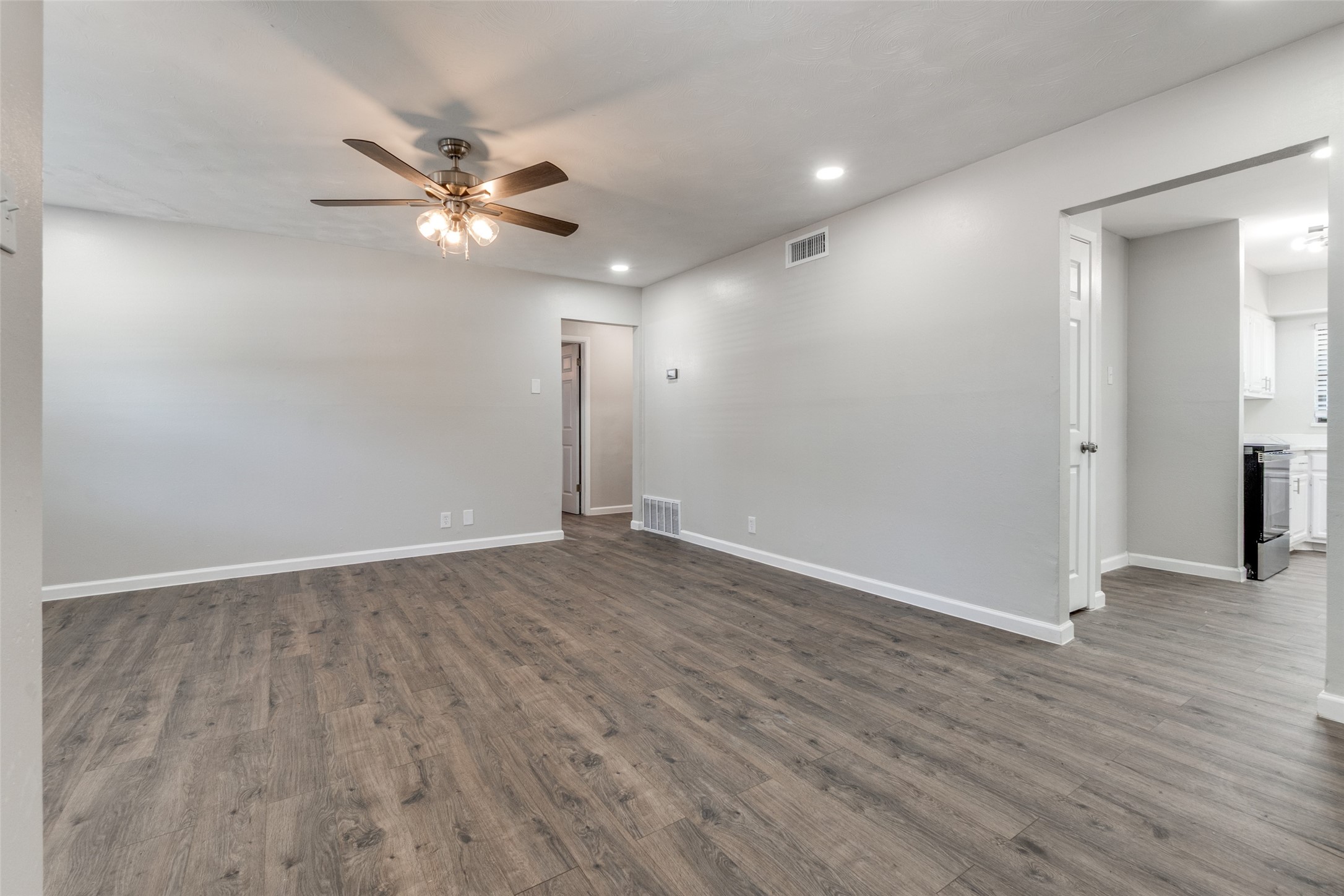 2406 Globe Avenue