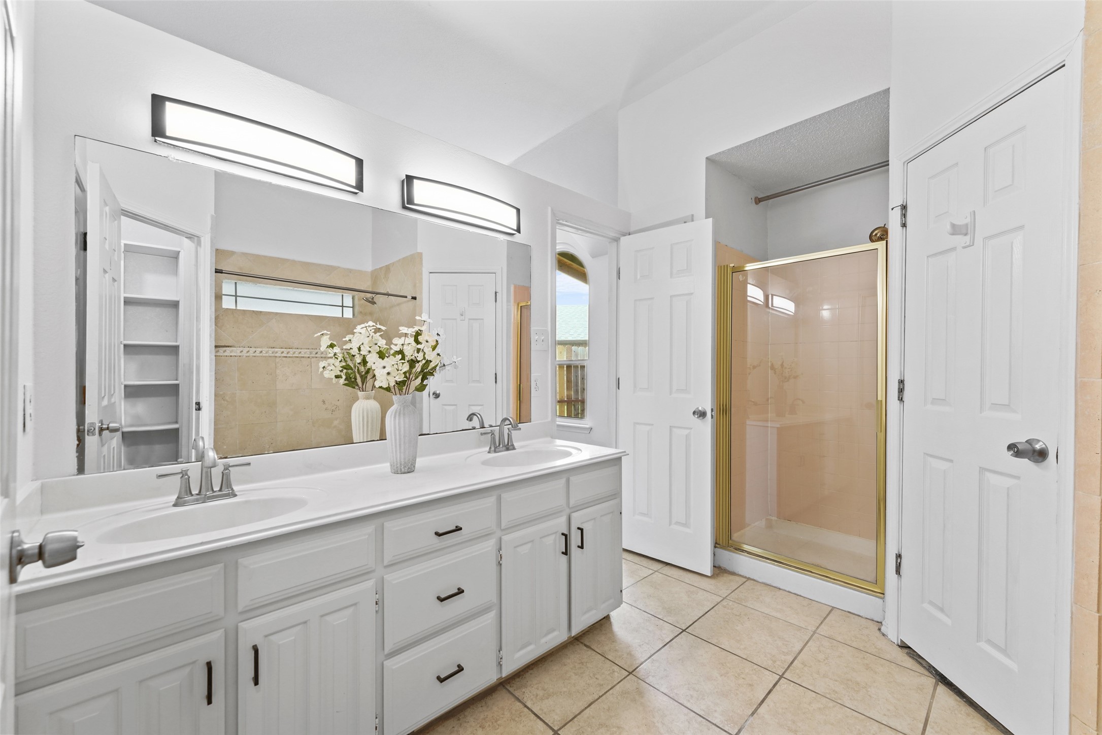 8009 Alamo Court