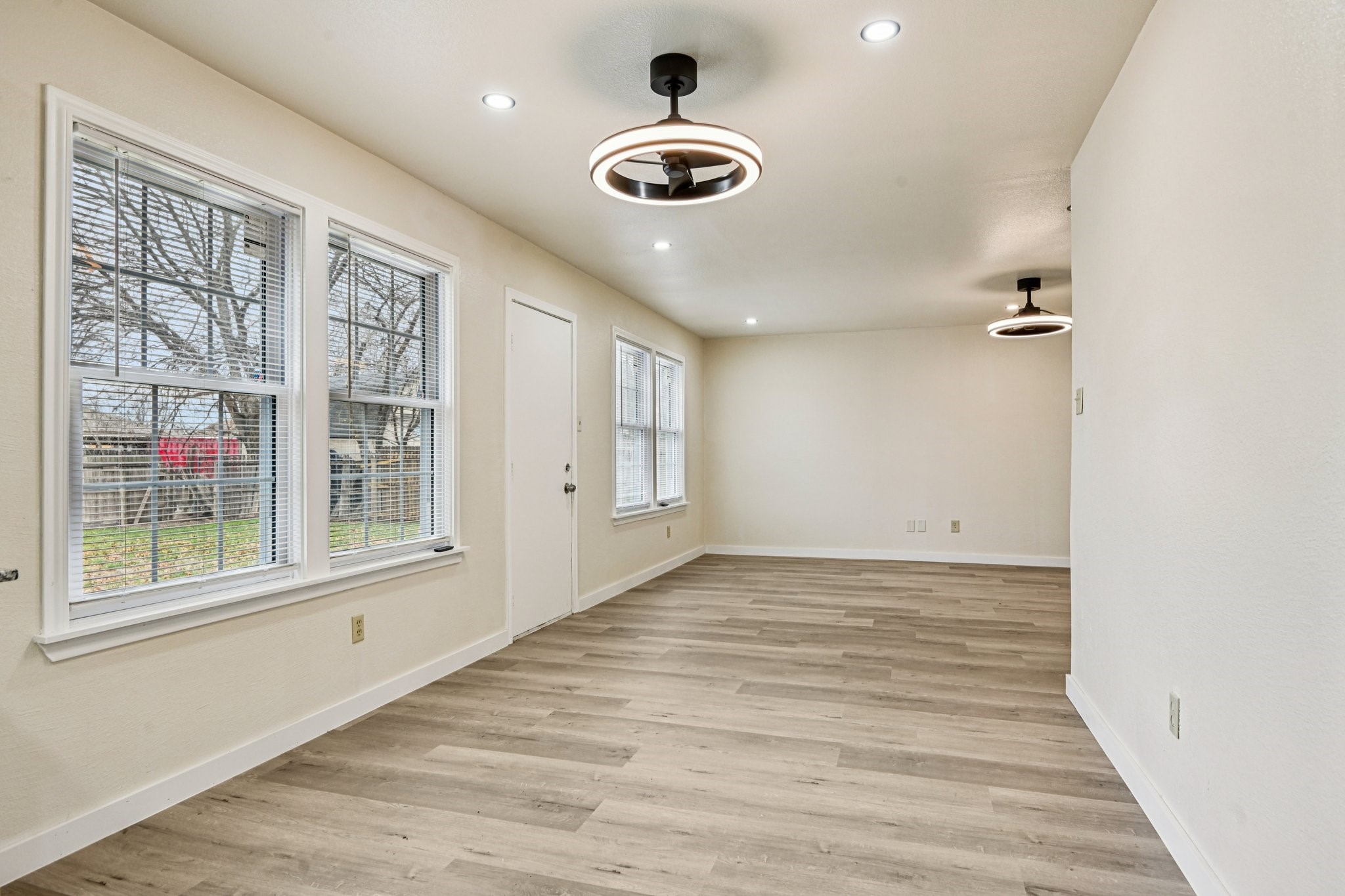 832 Cross Timbers Drive