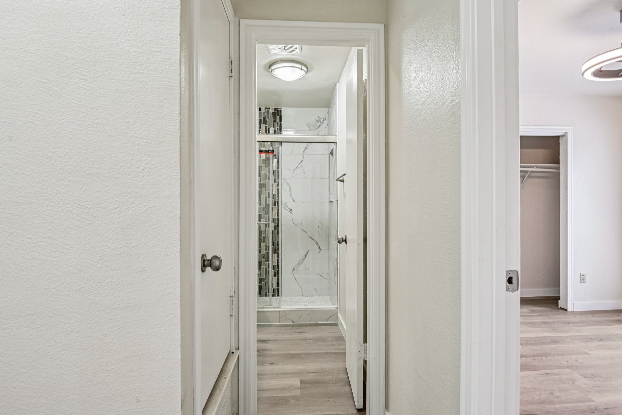 832 Cross Timbers Drive