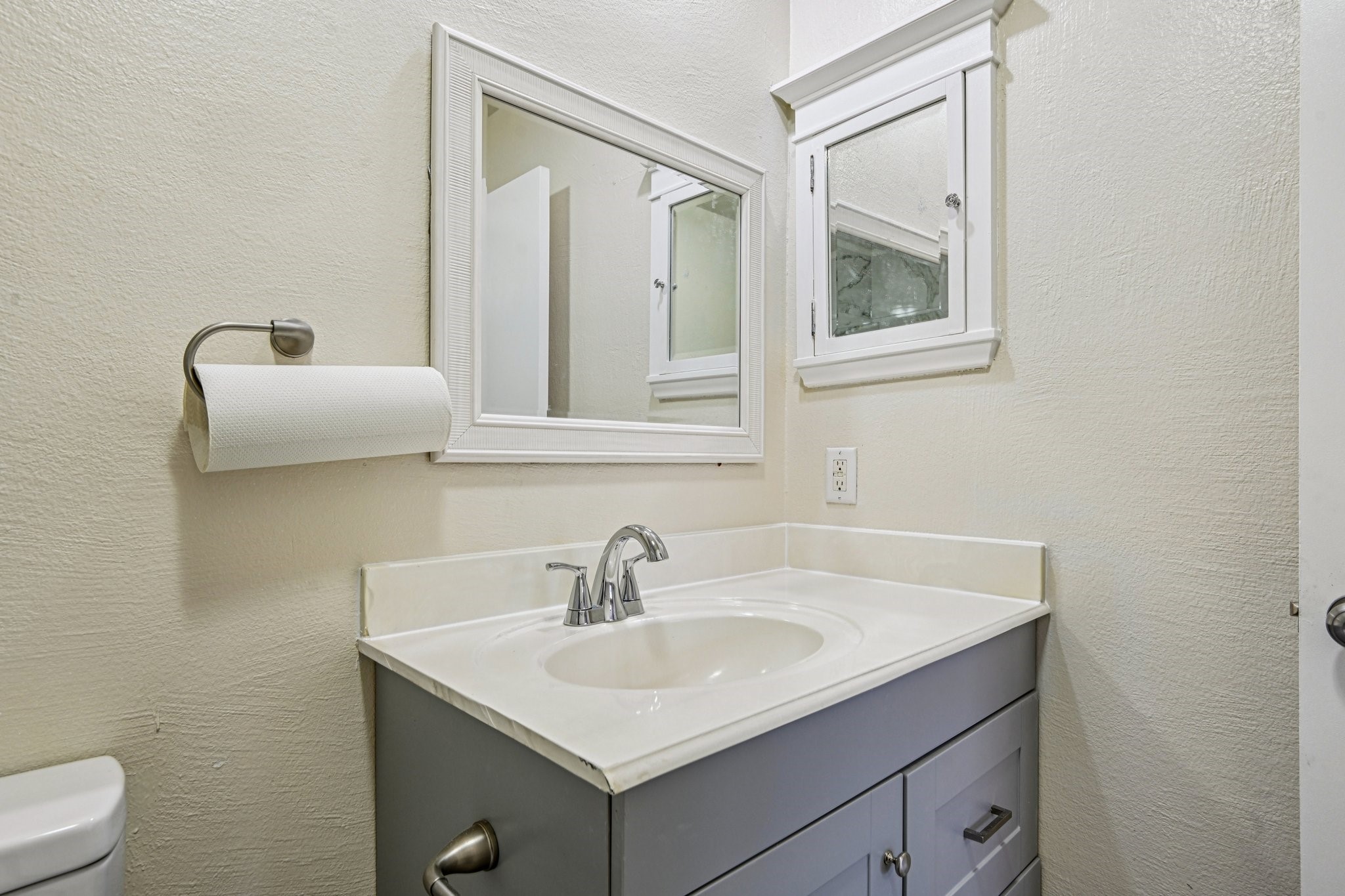 832 Cross Timbers Drive