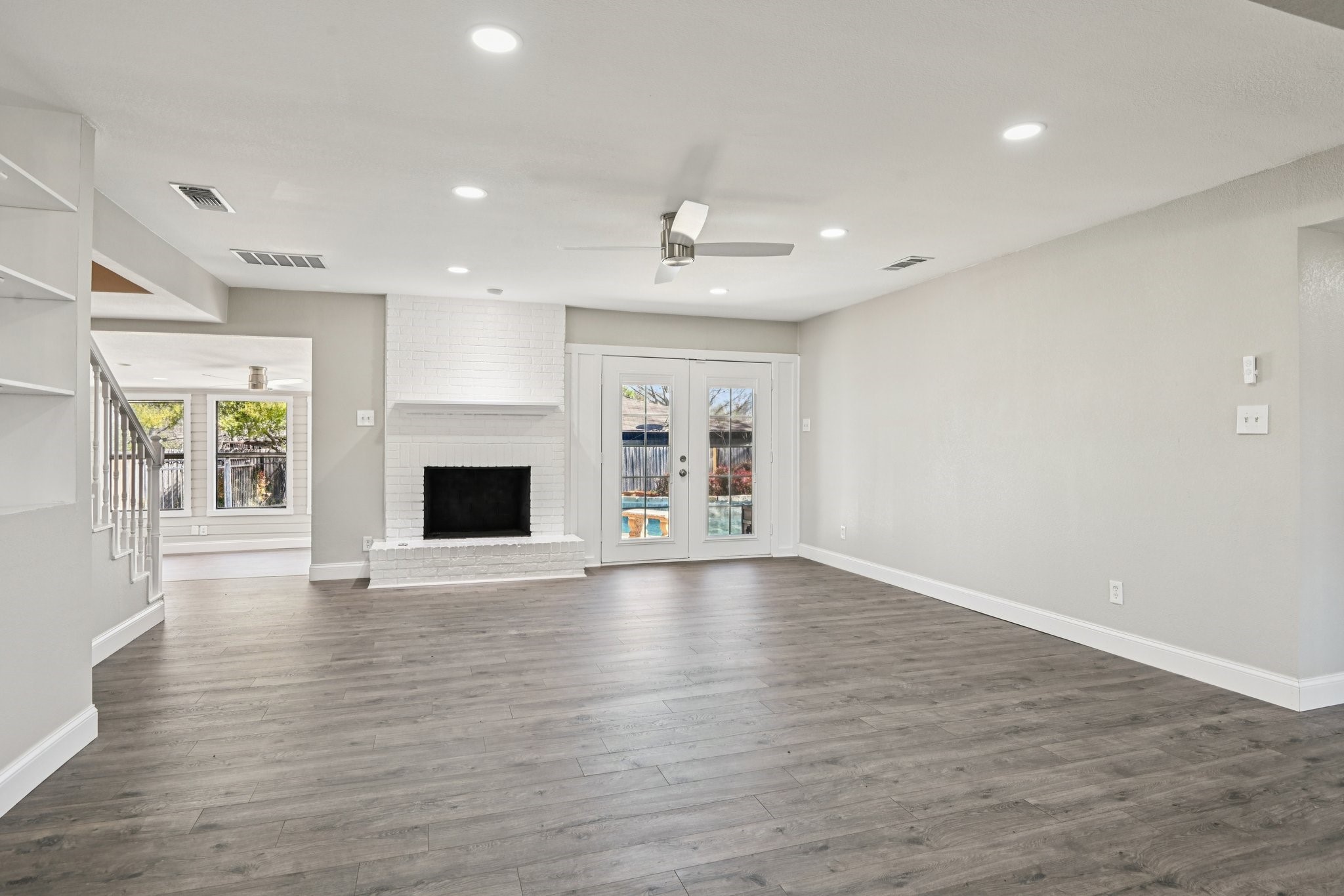 4350 Wedgmont Circle S