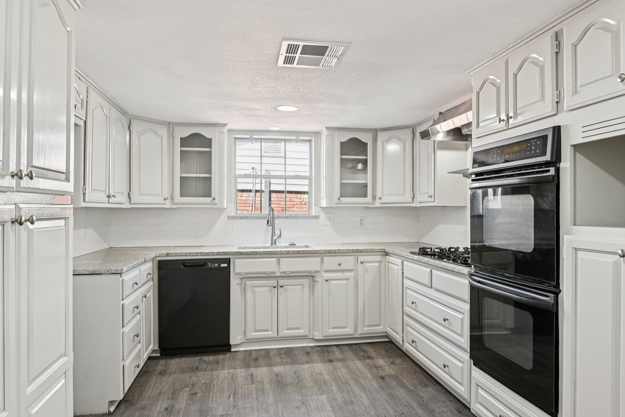 4350 Wedgmont Circle S