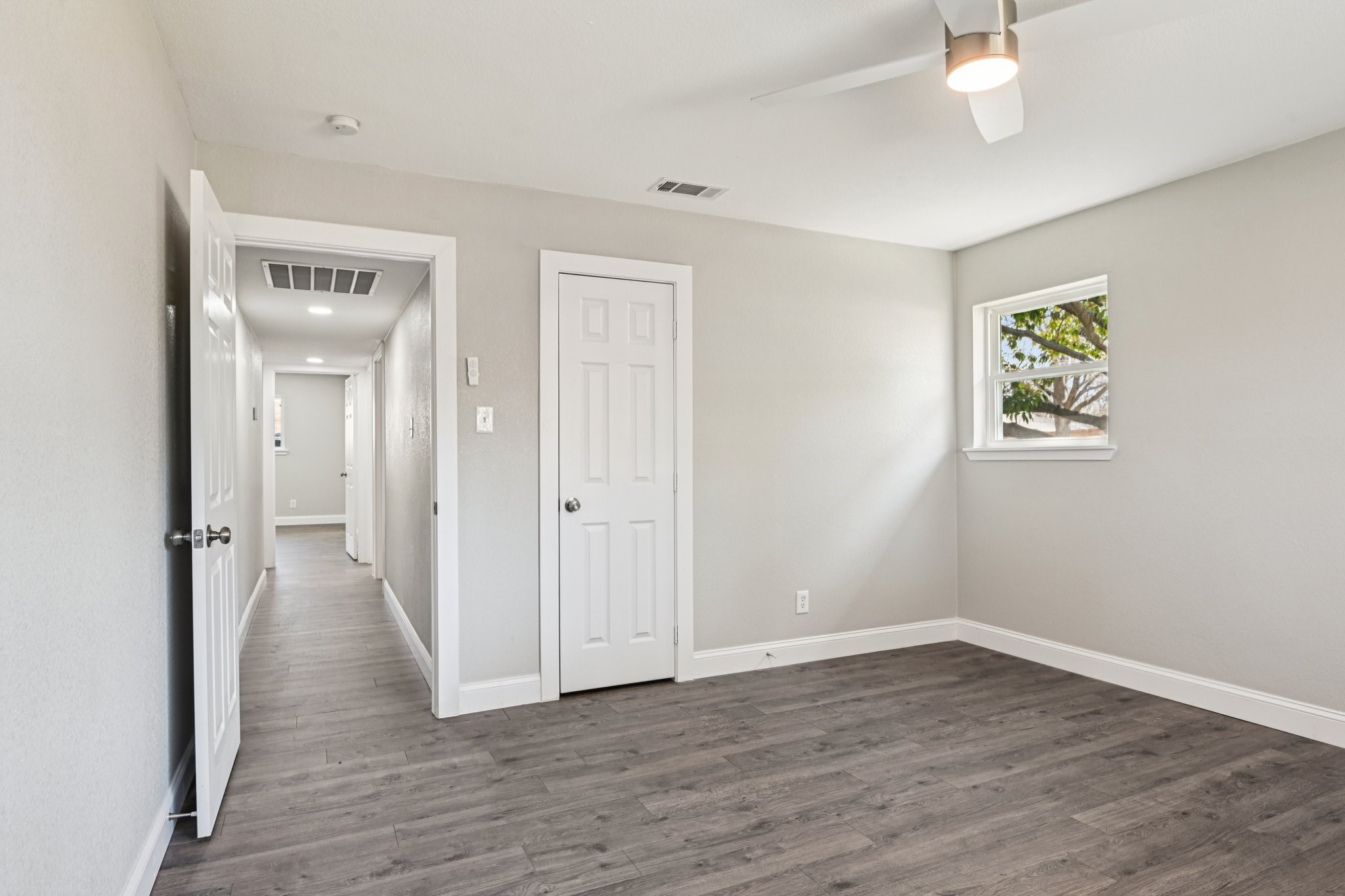 4350 Wedgmont Circle S