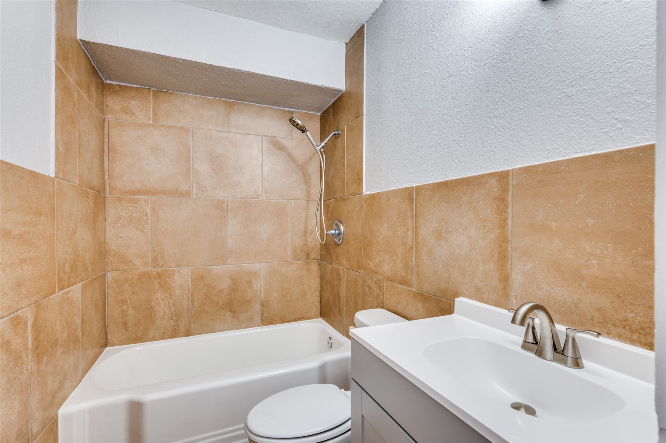 2524 Malvern Trail