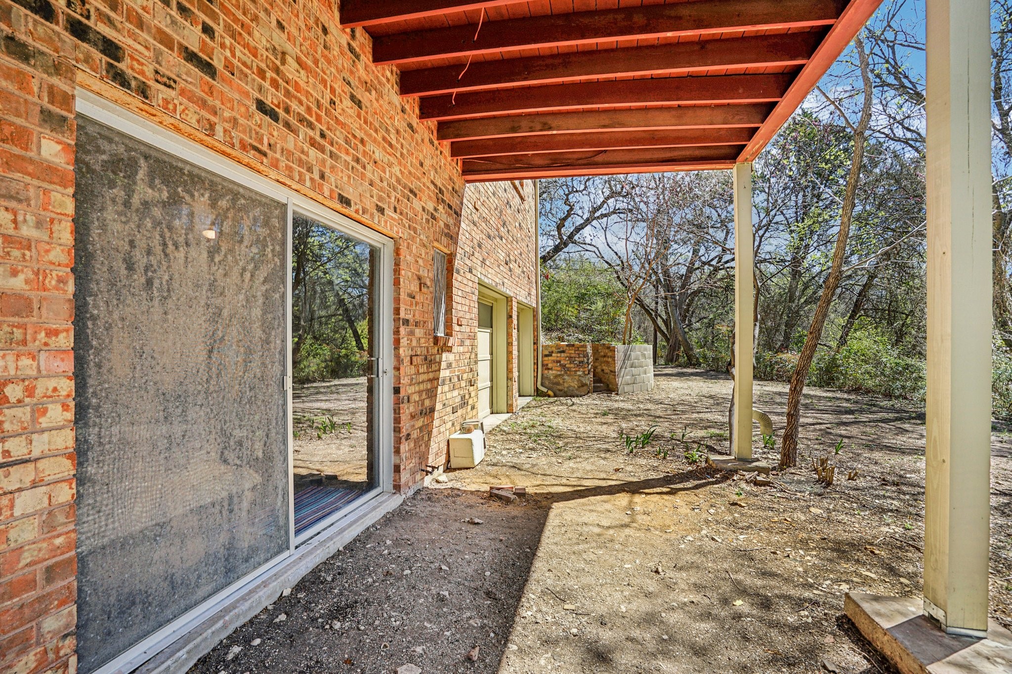 1215 Hill City Drive
