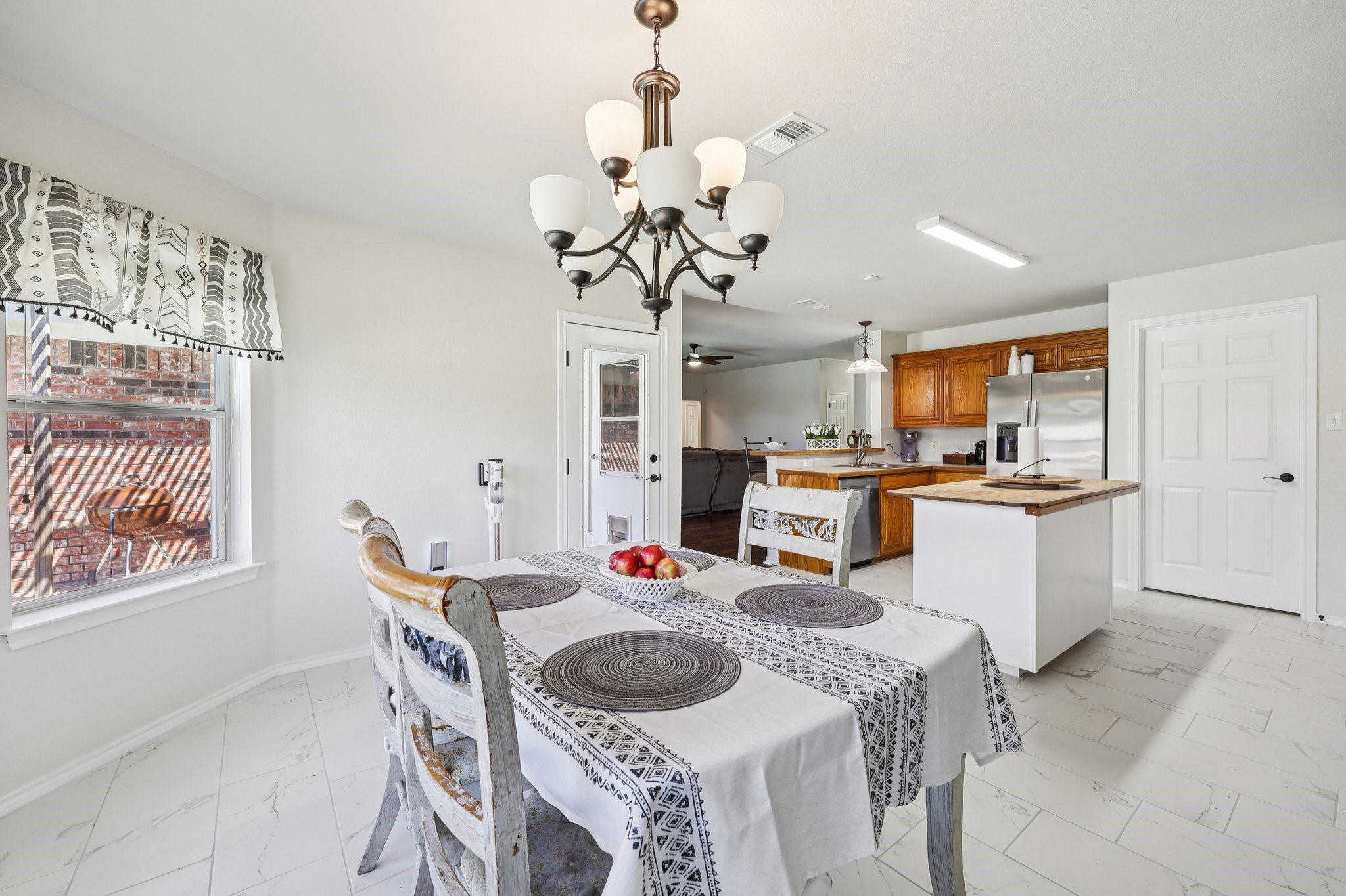 1325 Lake Shore Drive