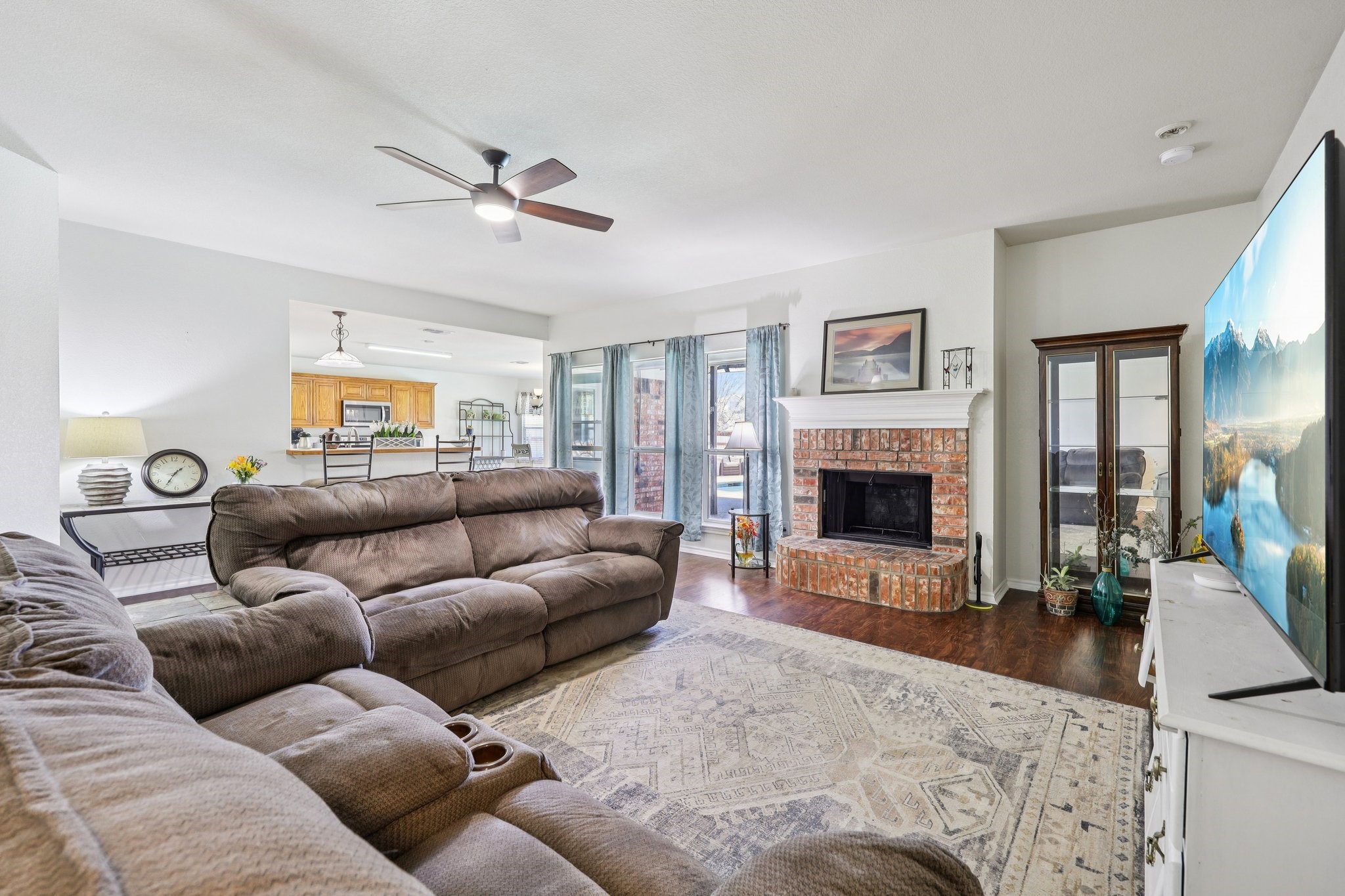 1325 Lake Shore Drive