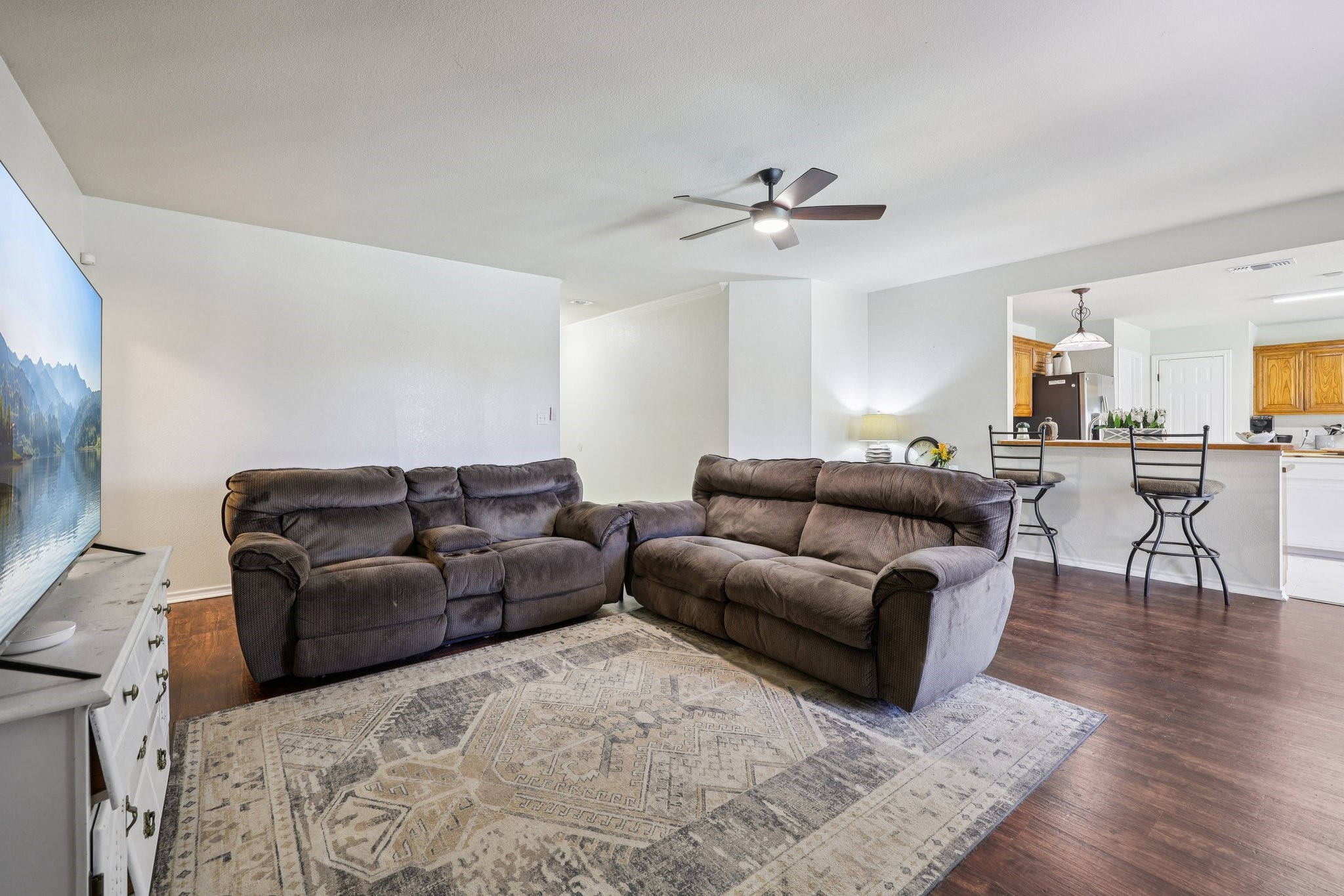 1325 Lake Shore Drive