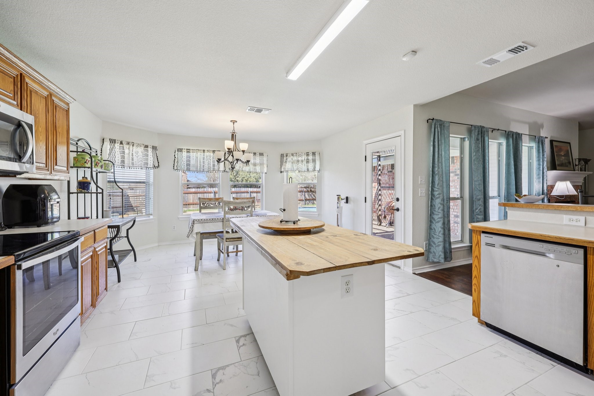 1325 Lake Shore Drive