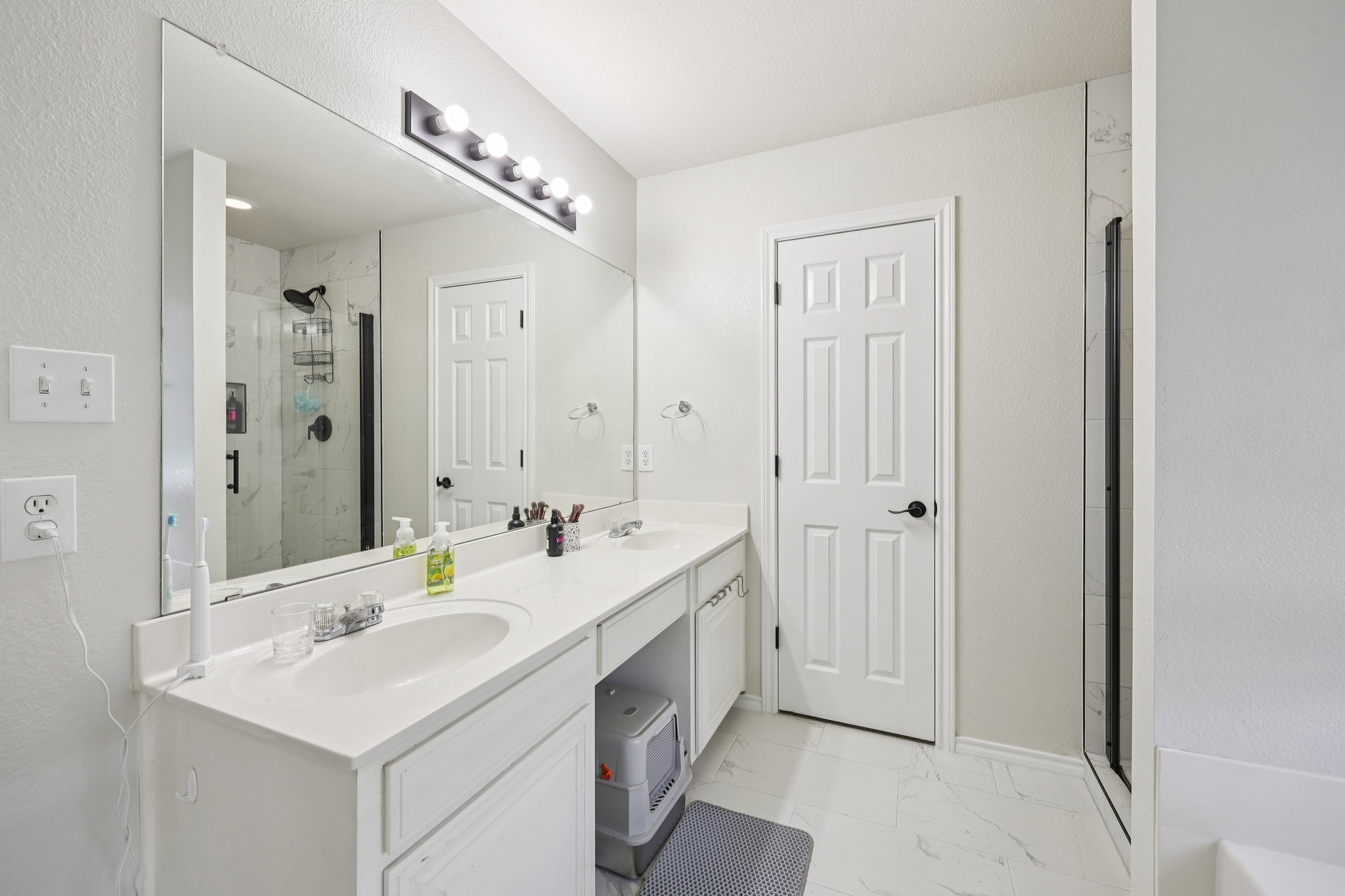 1325 Lake Shore Drive