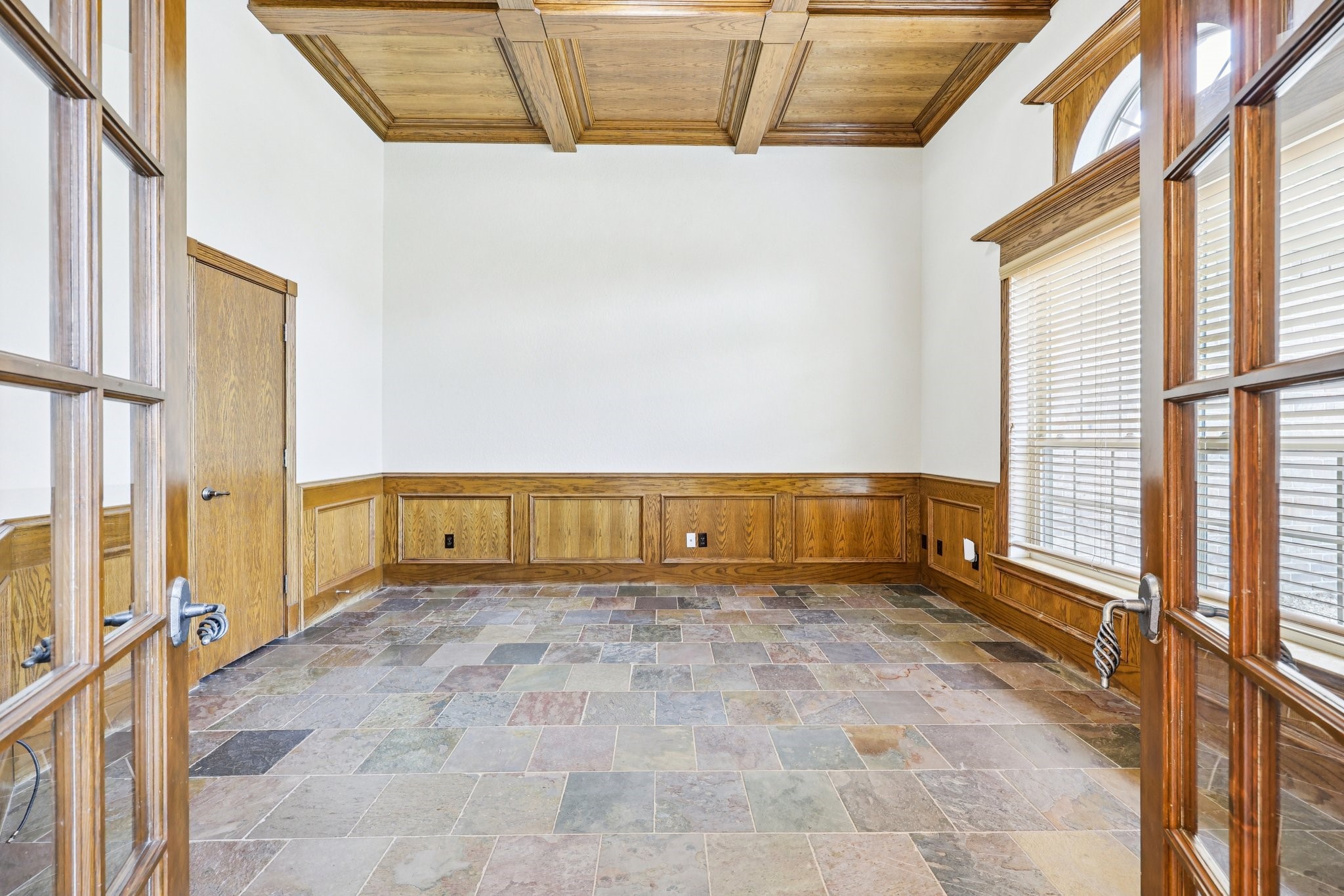 7260 Misty Glen Lane