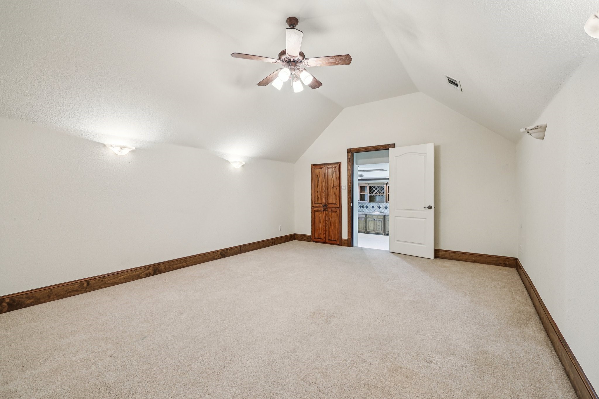 7260 Misty Glen Lane