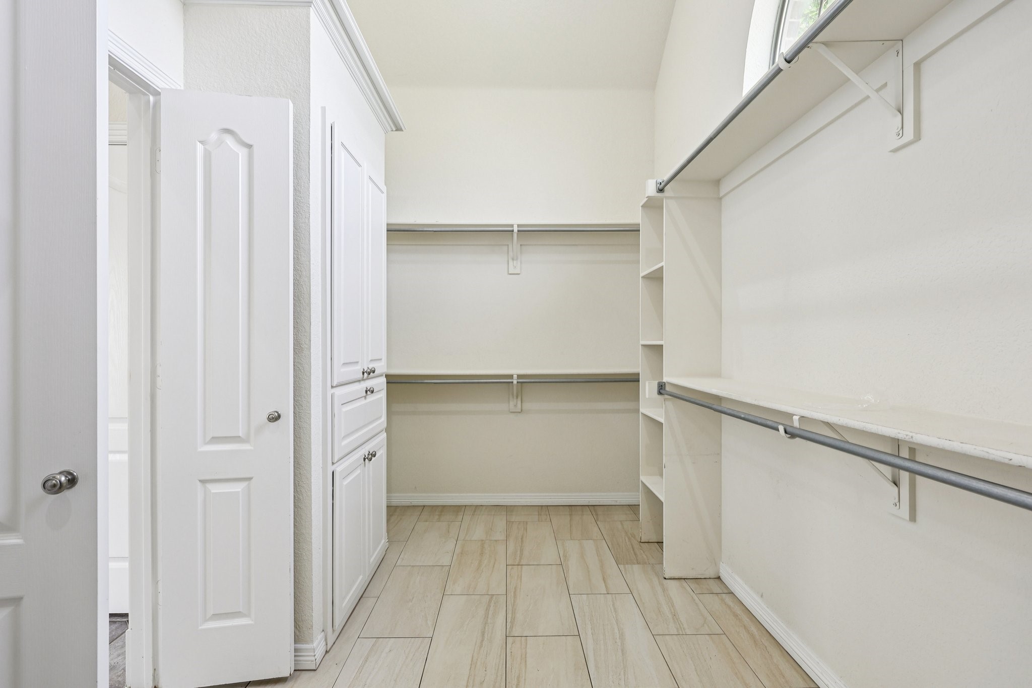 7260 Misty Glen Lane