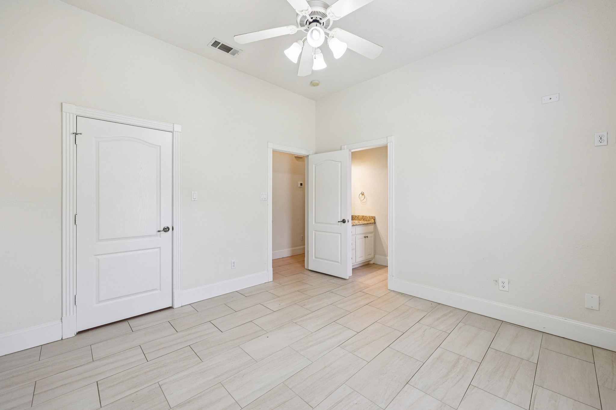 7260 Misty Glen Lane