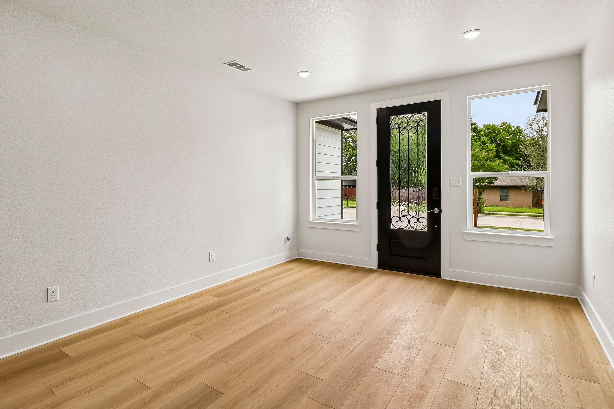 827 Powell Circle