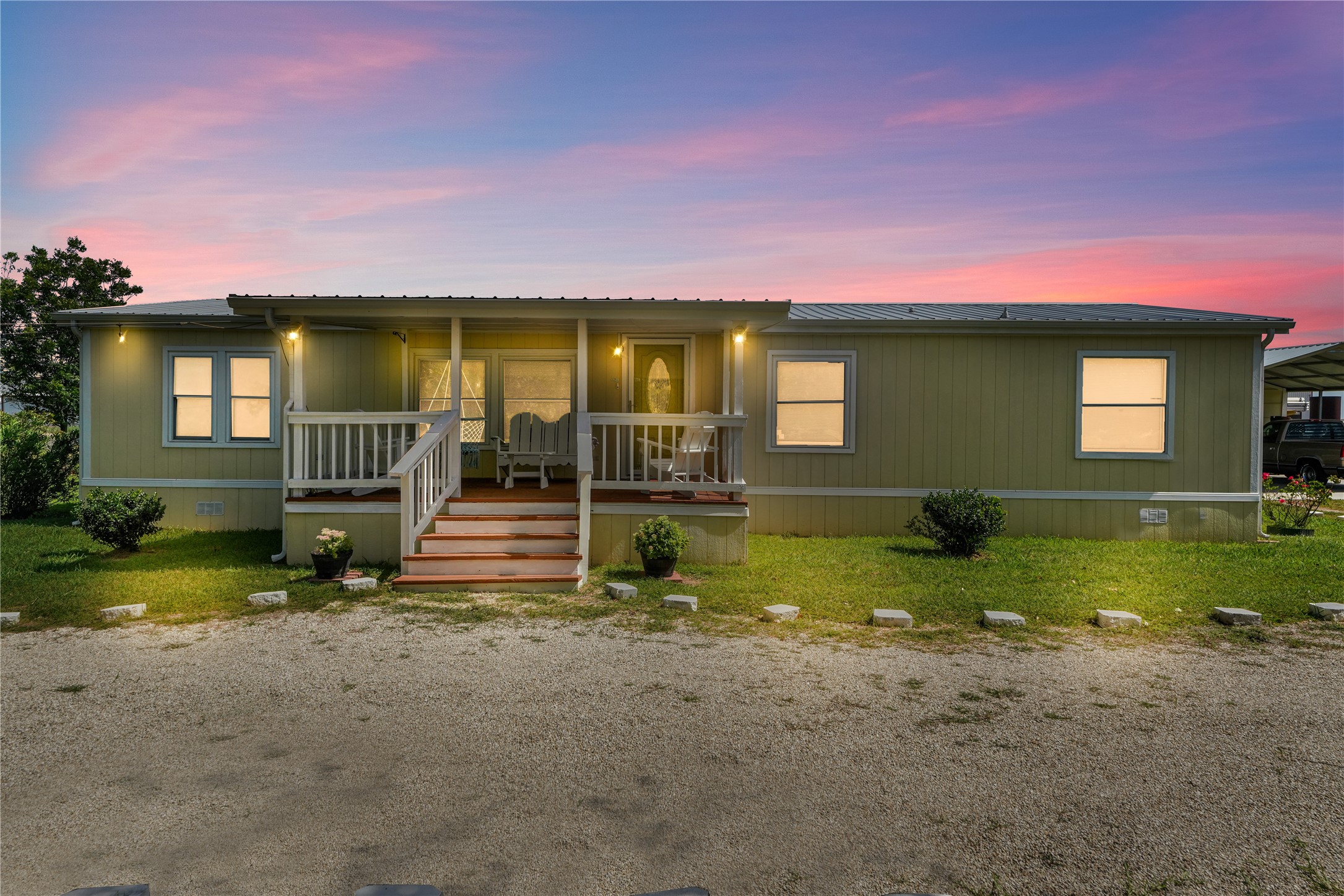 542 Private Road 4906