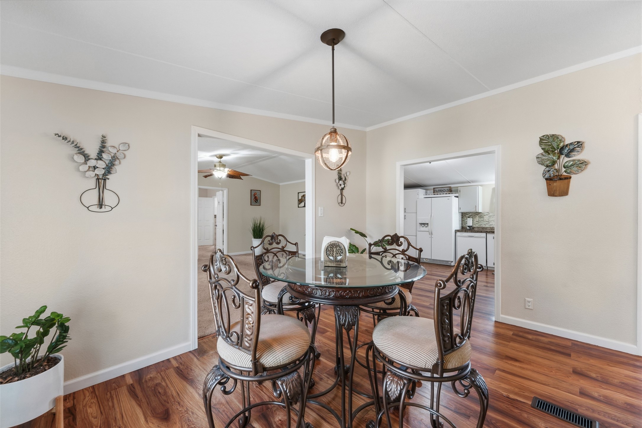 542 Private Road 4906