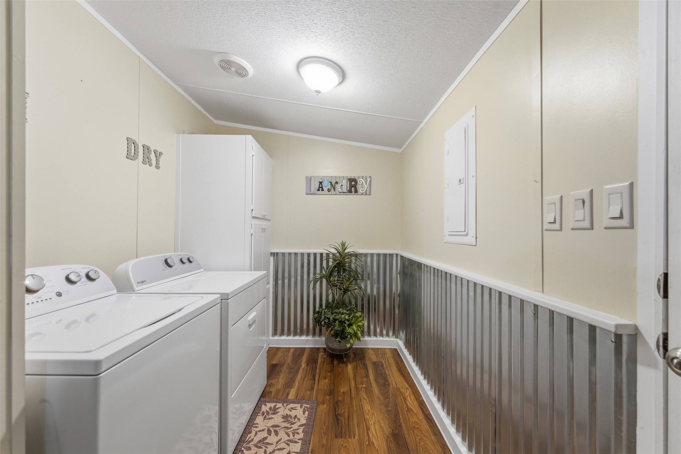 542 Private Road 4906