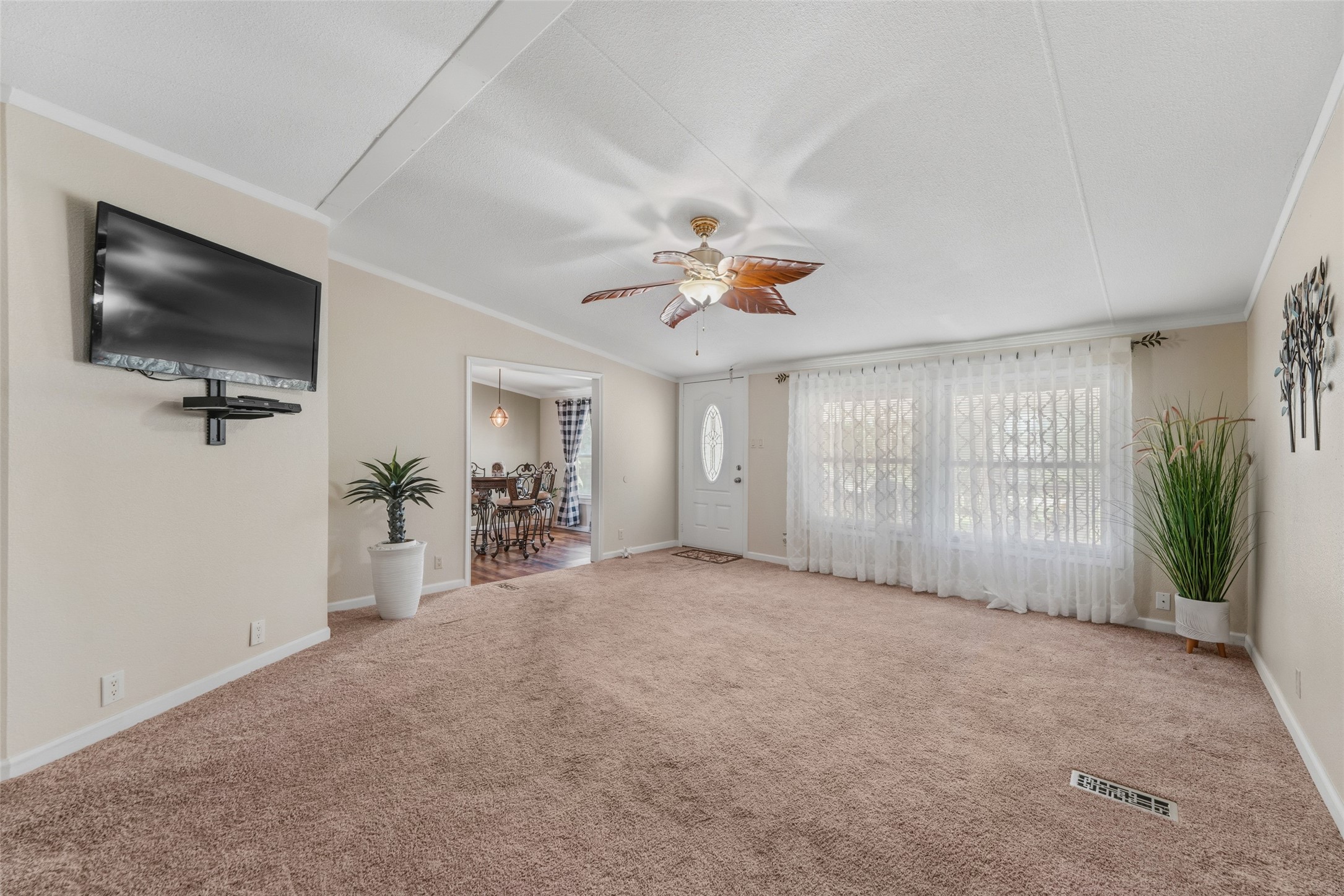 542 Private Road 4906