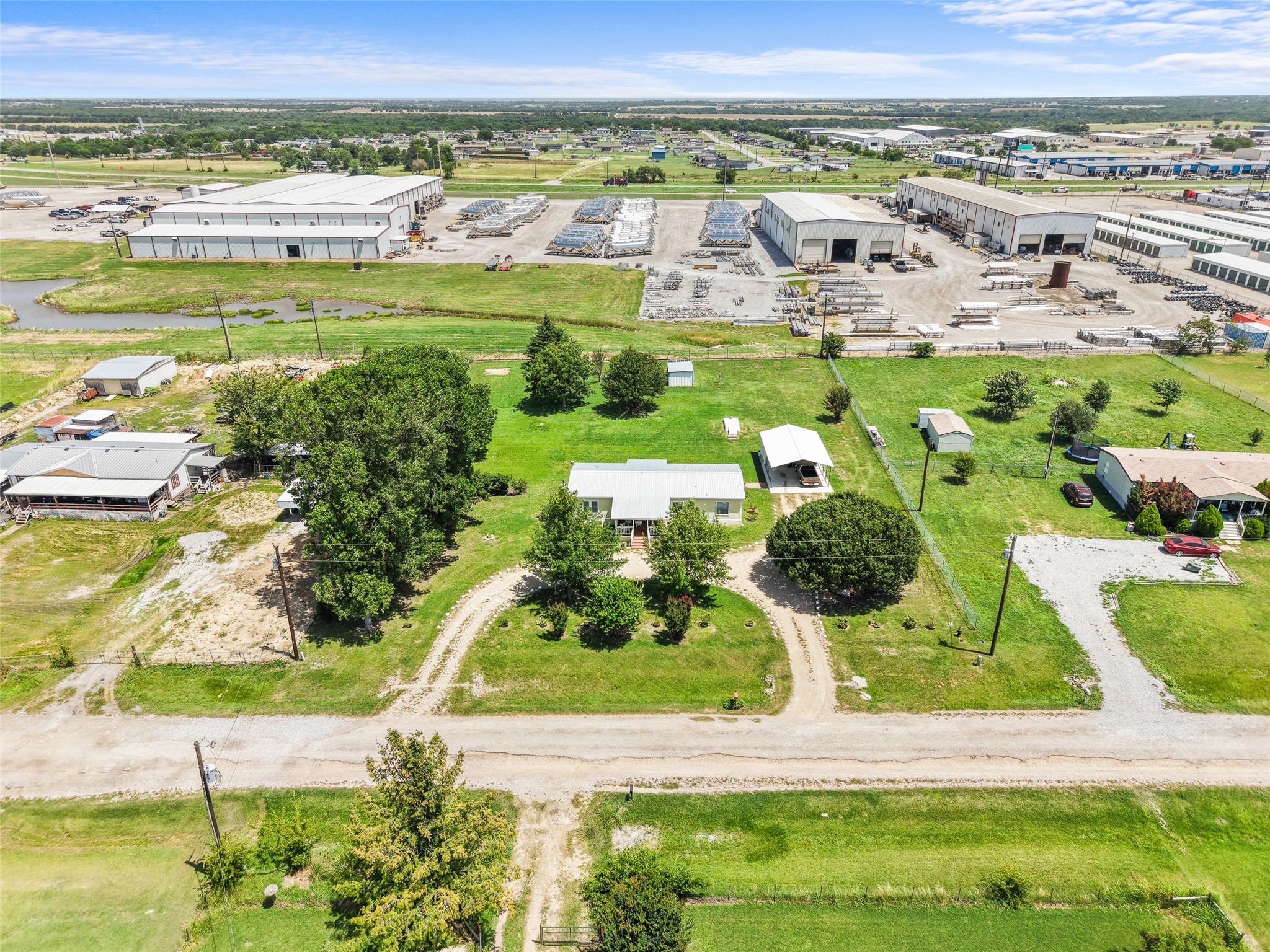 542 Private Road 4906